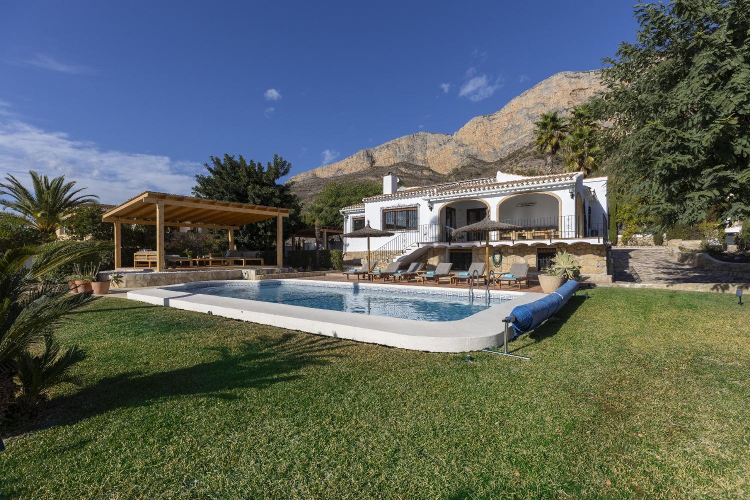 Casa Banyan