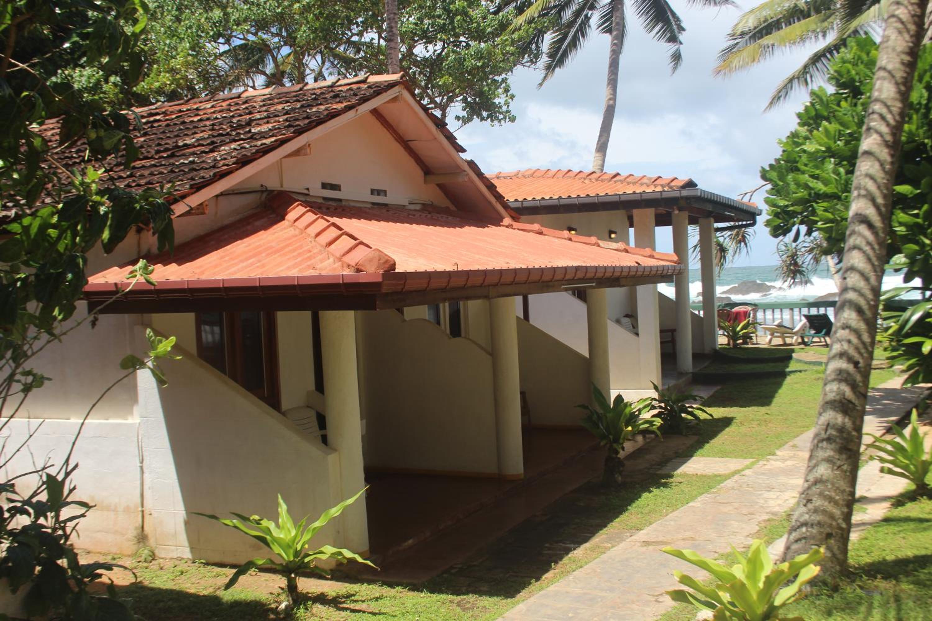 Shanthi Beach Resort