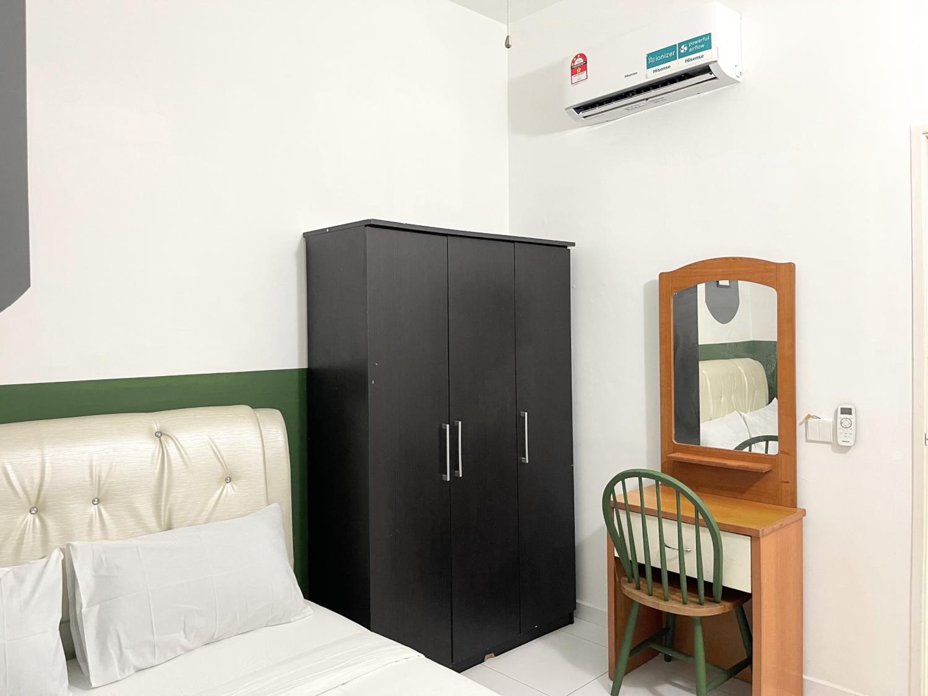 3Bed2Bath SkyLoft Bukit Indah JB
