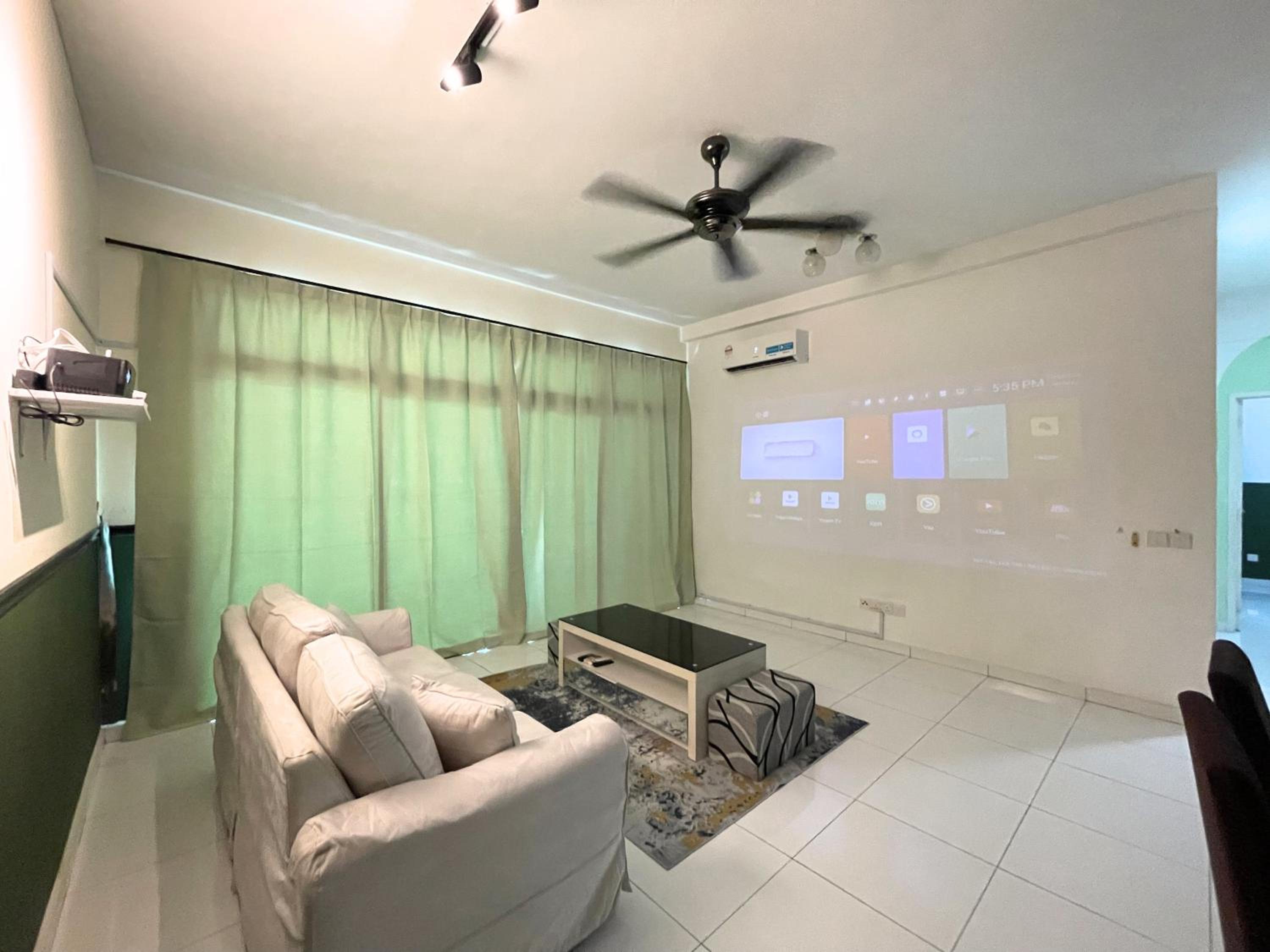 3Bed2Bath SkyLoft Bukit Indah JB