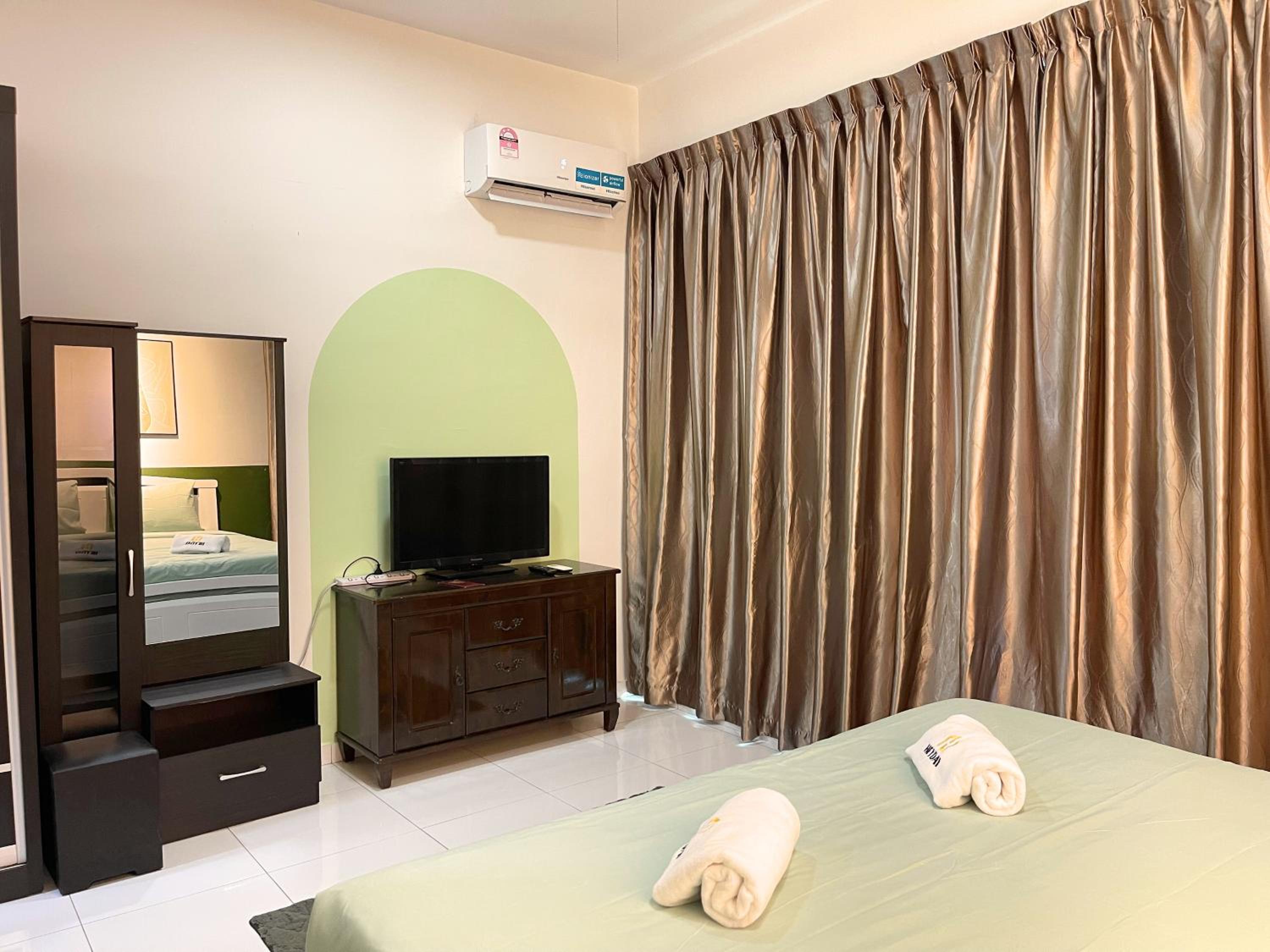 3Bed2Bath SkyLoft Bukit Indah JB