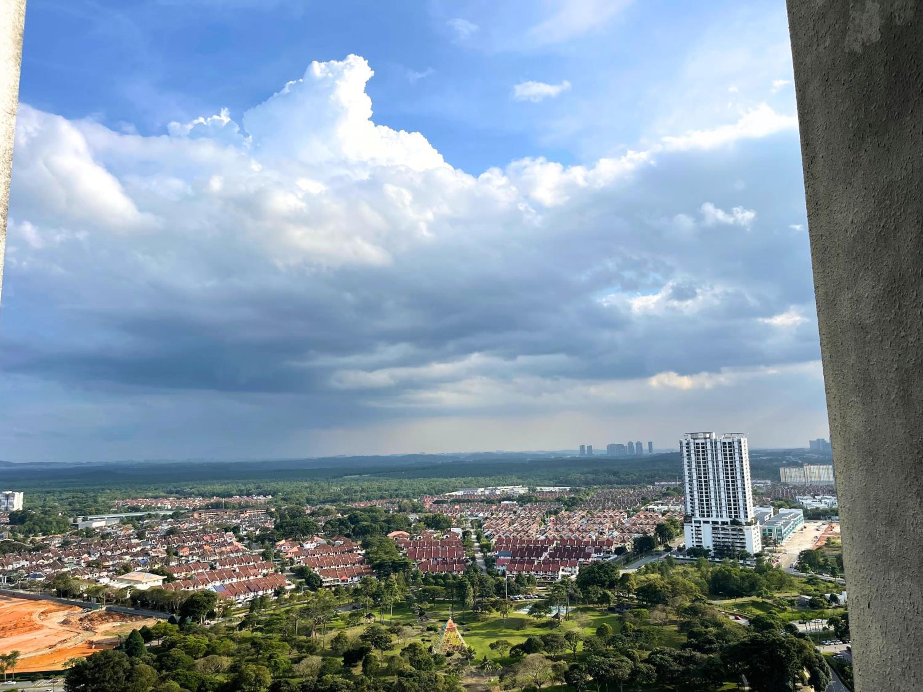3Bed2Bath SkyLoft Bukit Indah JB