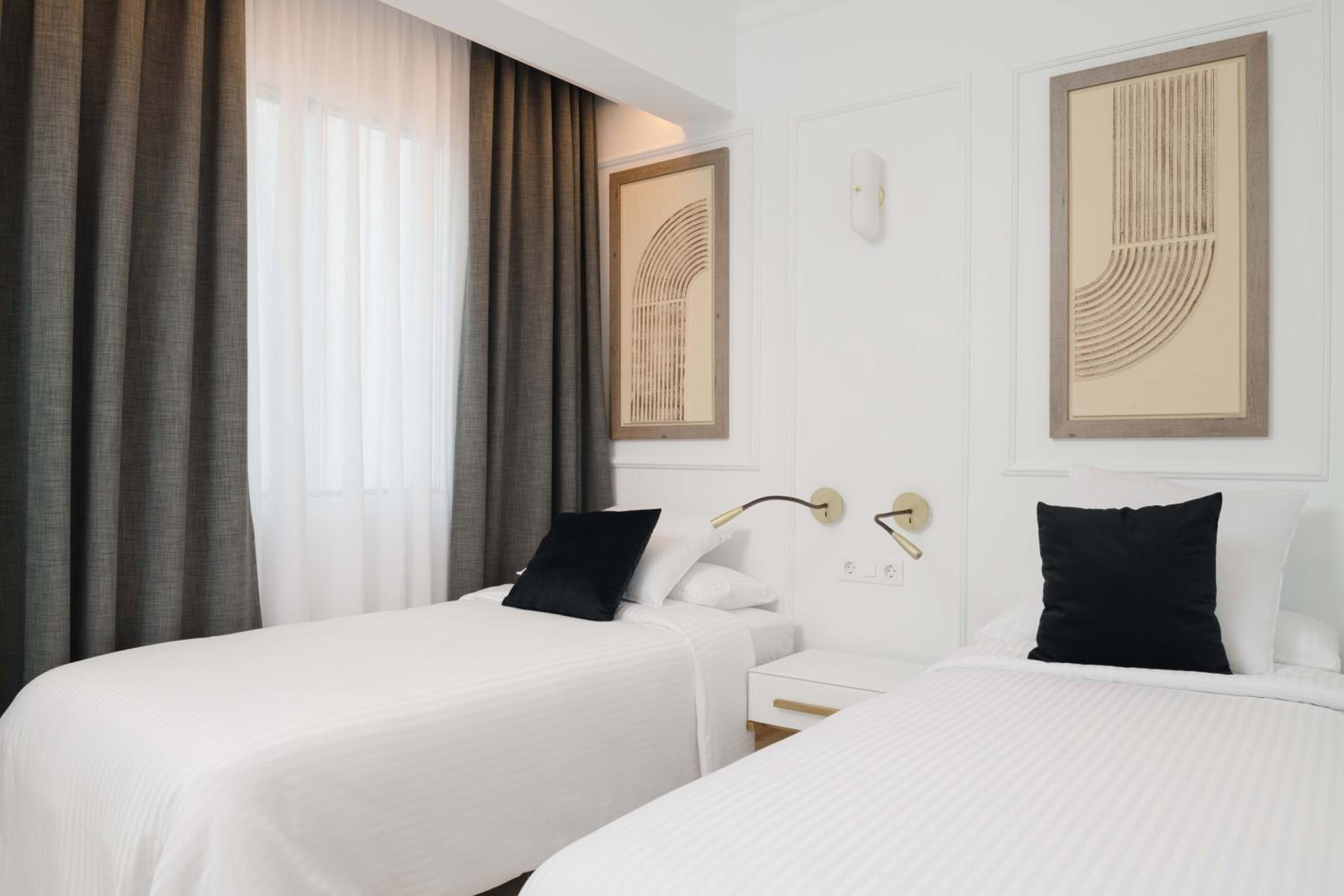 Blue Marina Suites - Boutique Apartments