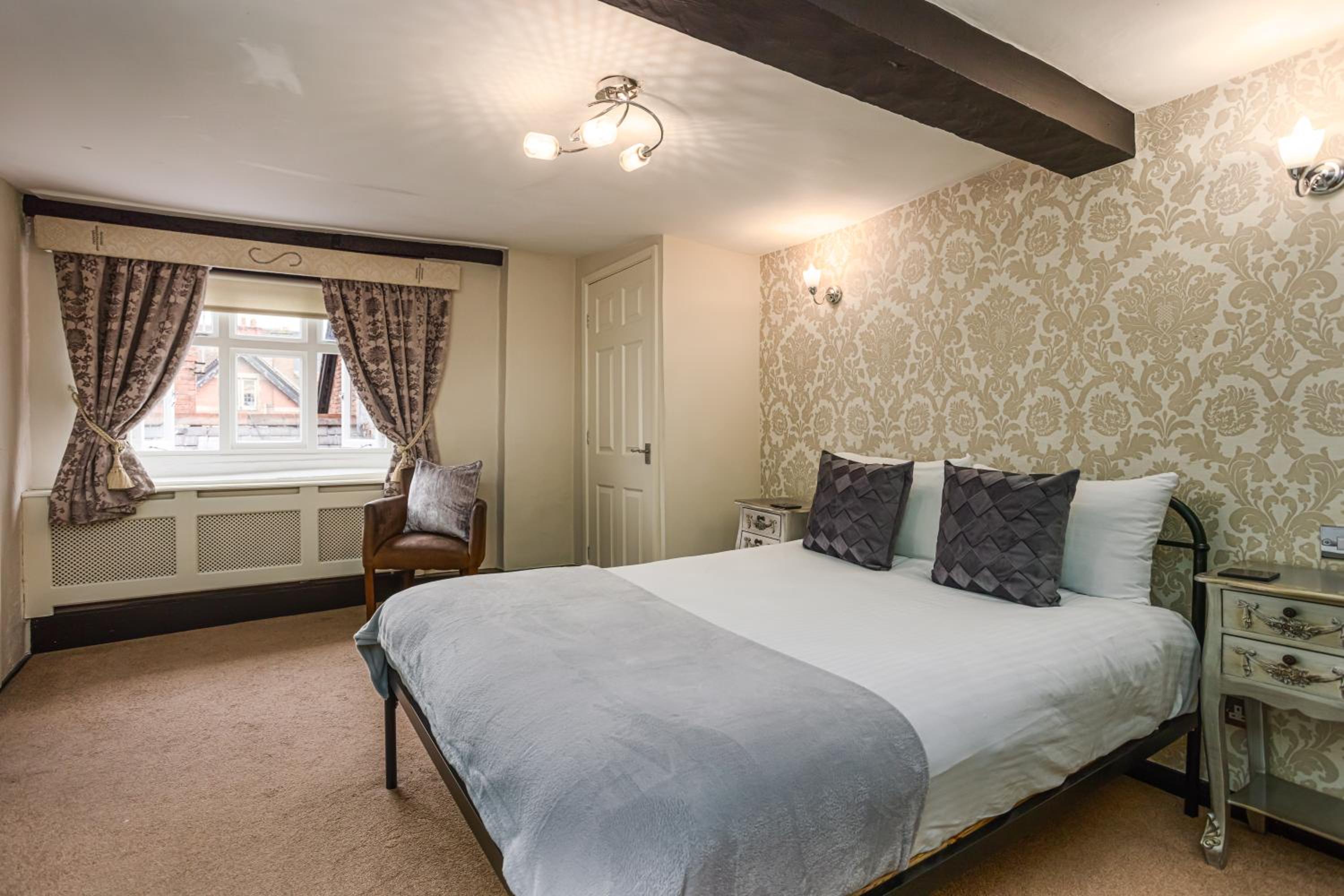 The Pied Bull, photo 108