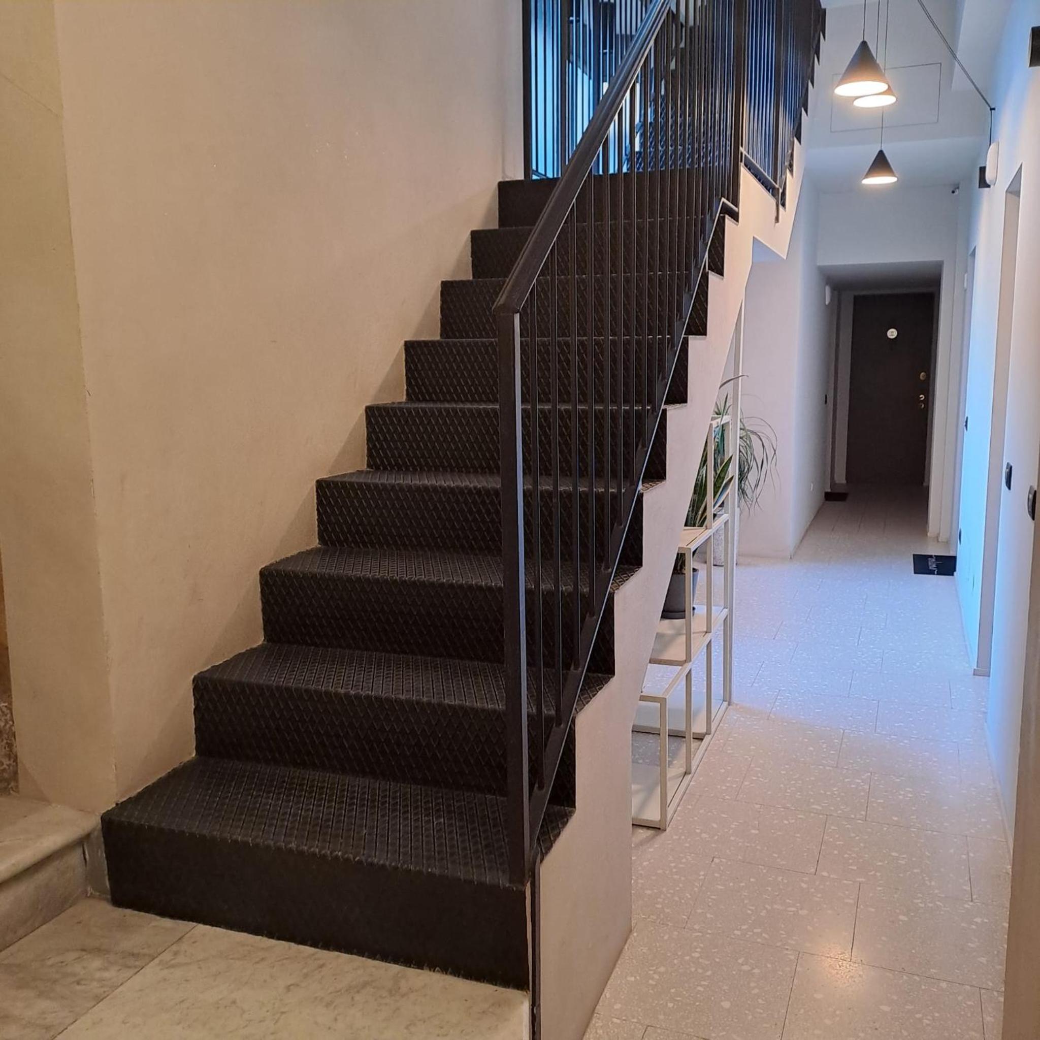 GuestHost - Milano Magenta Long Let Apts