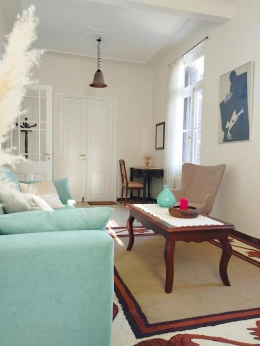 Calliope's Neoclassical Home in the heart of Plaka