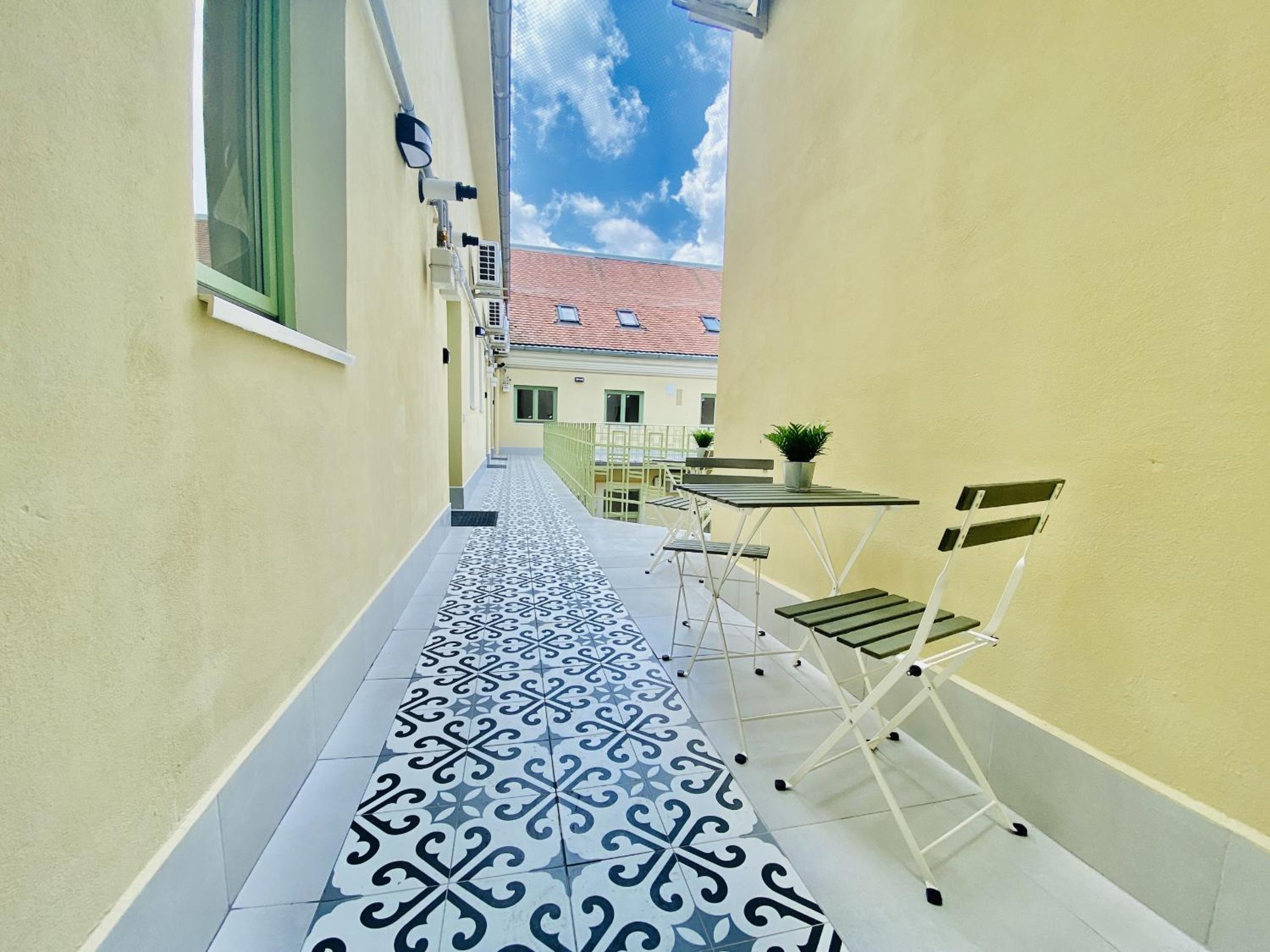 Holiday Agoston Apartments