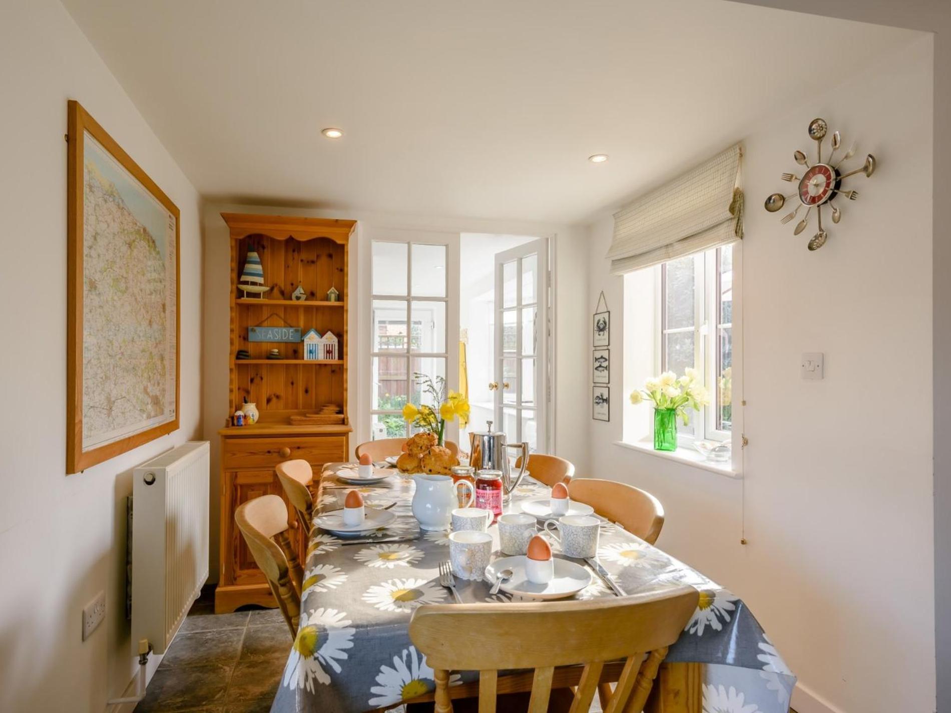 3 Bed in Weybourne oc-kt069