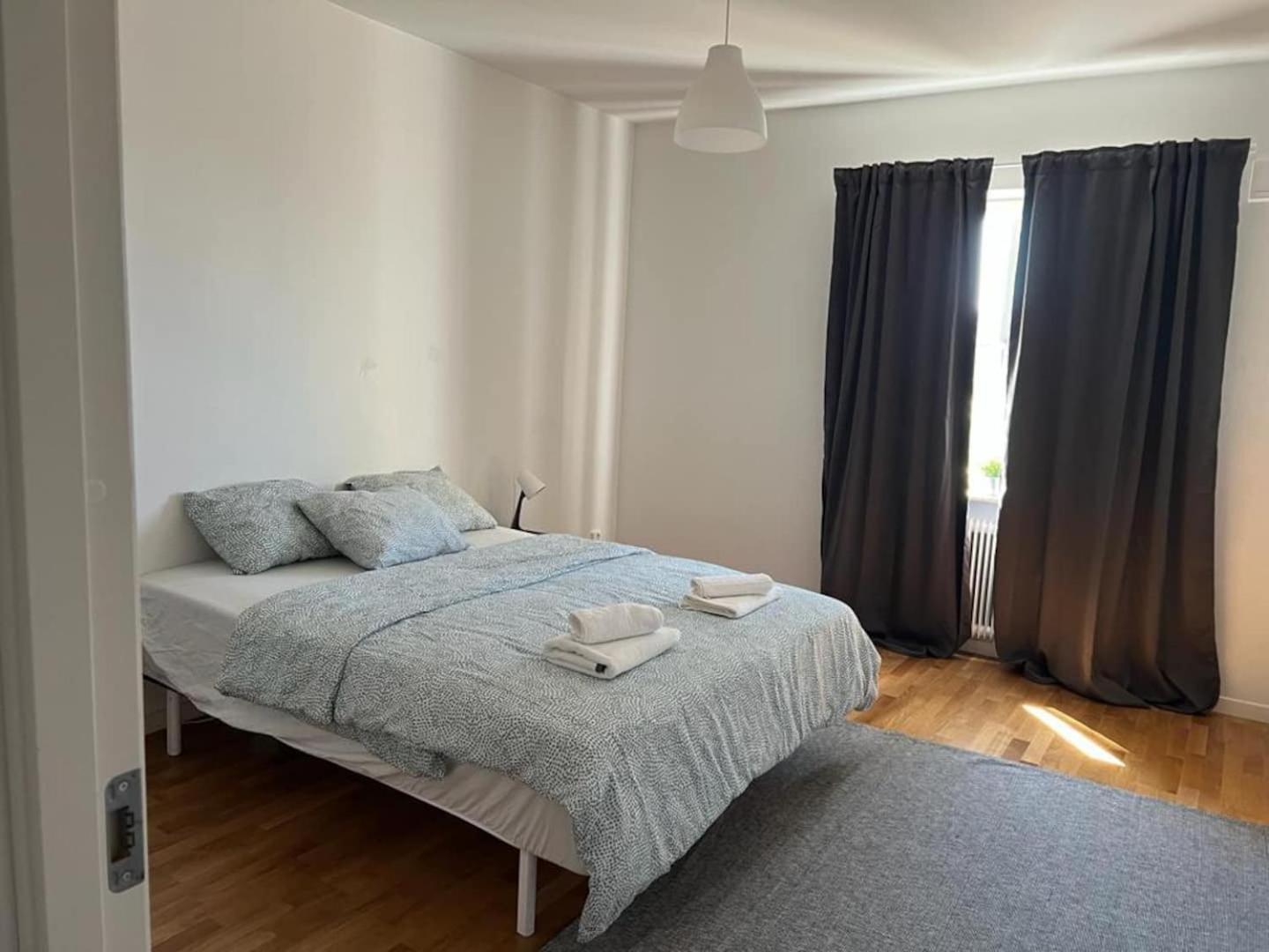 Comfortable Apartment In Cozy Location view 4