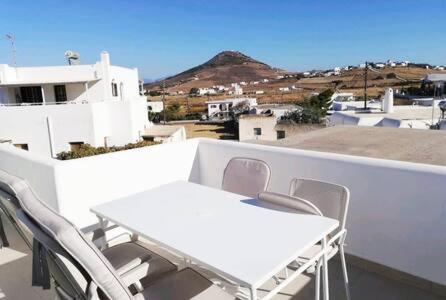 Aeriko Apartment in Paros view 2