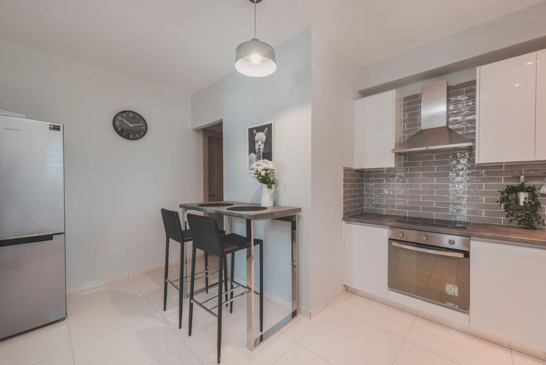 Superb Argassi Villa - 2 Bedrooms - Villa Siesta - Great Sea Views - Close to Beach and Amenities photo 5