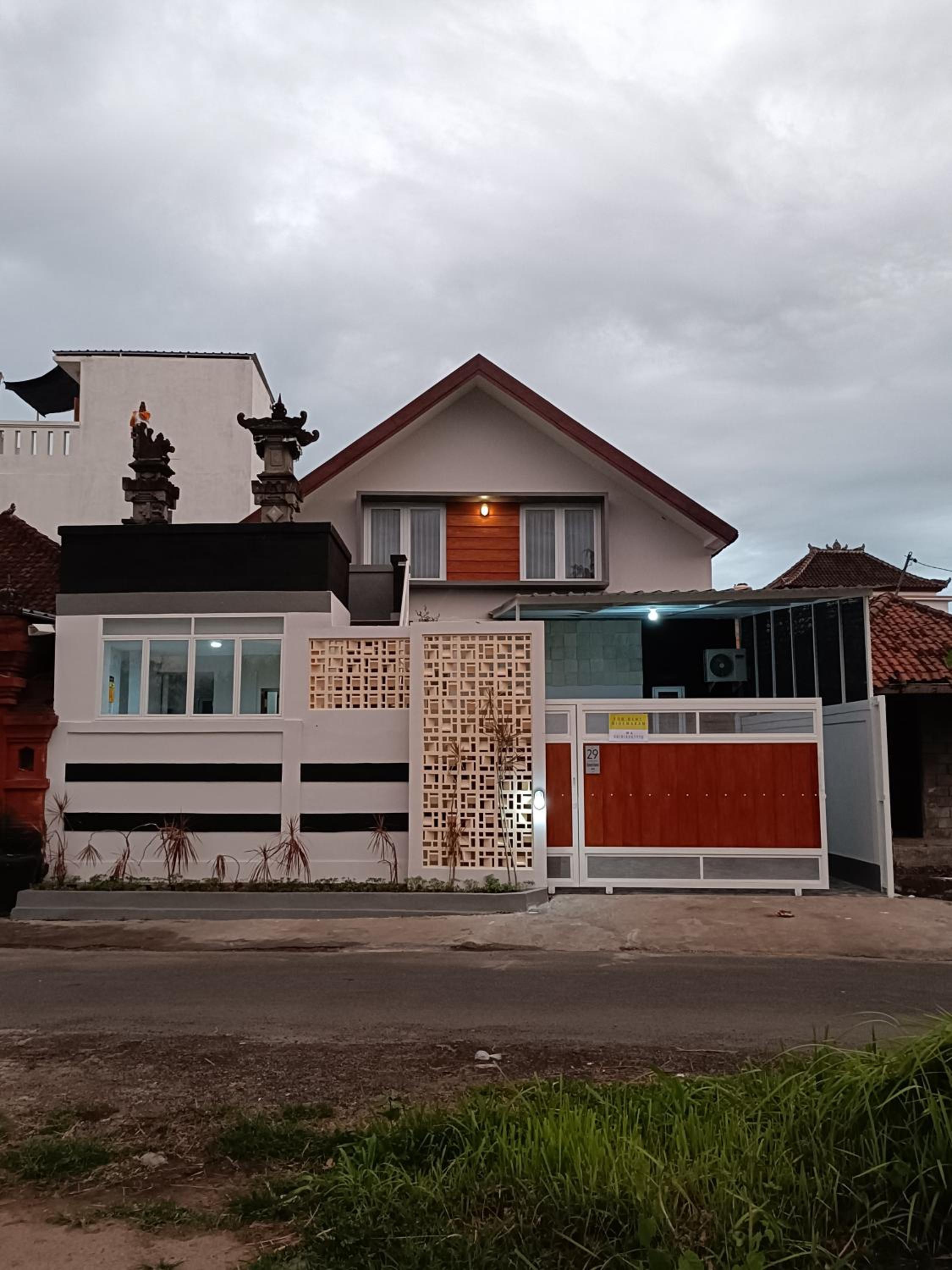Guest House Djumah Damai view 3