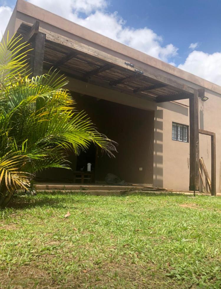 Casa a metros del río Paraná y próximo a los Esteros del Iberá