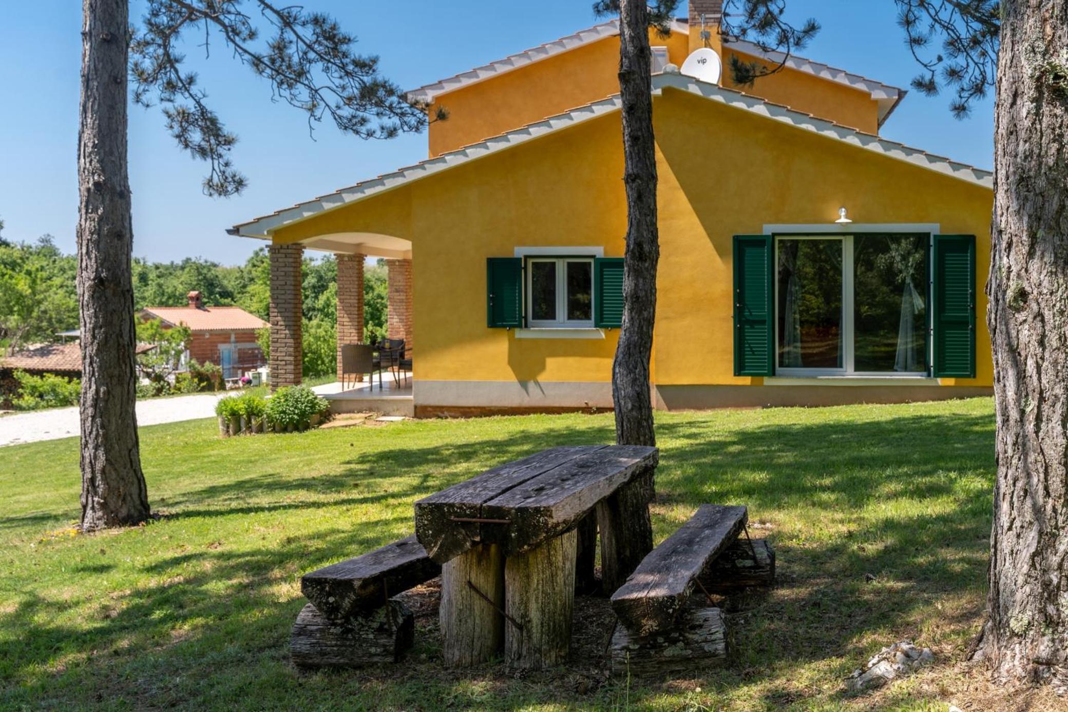 Villa Kristina by Briskva