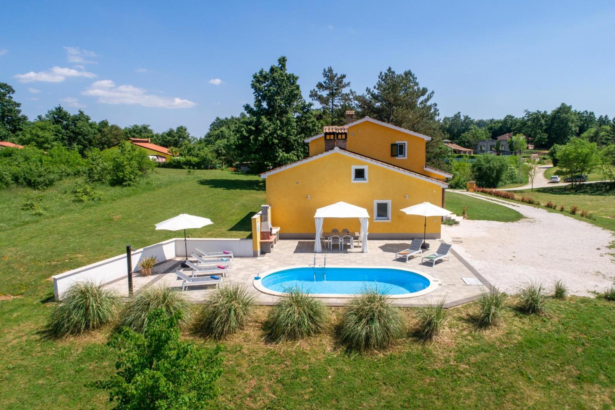 Villa Kristina by Briskva