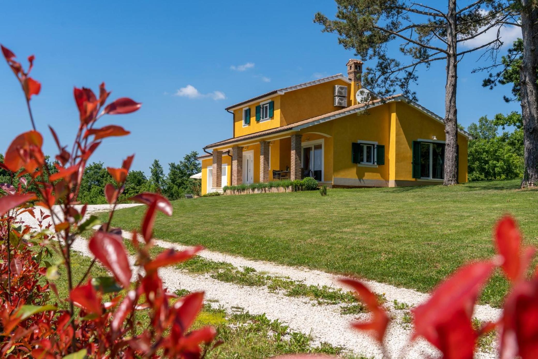 Villa Kristina by Briskva