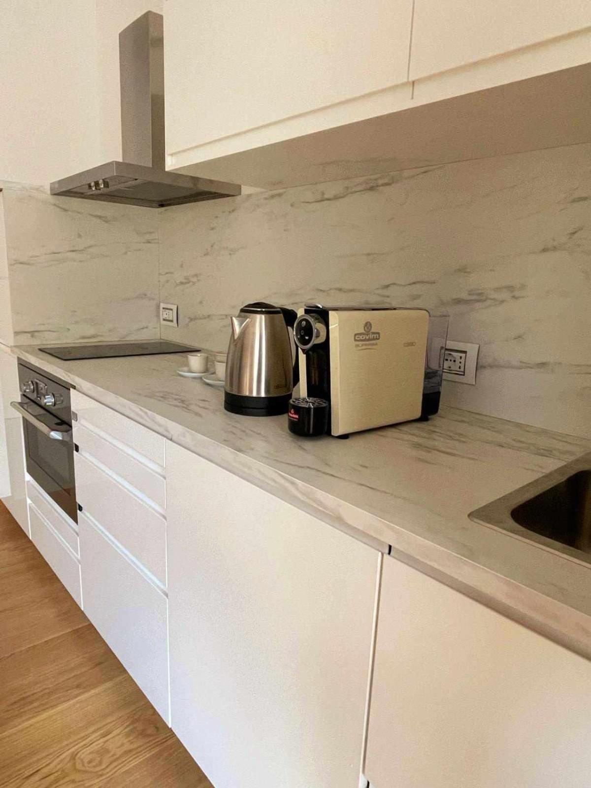 Anna Suites en Bari — kitchen