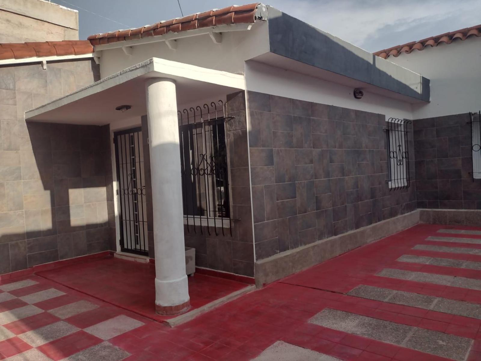 Amplia Casa Familiar en G Cruz
