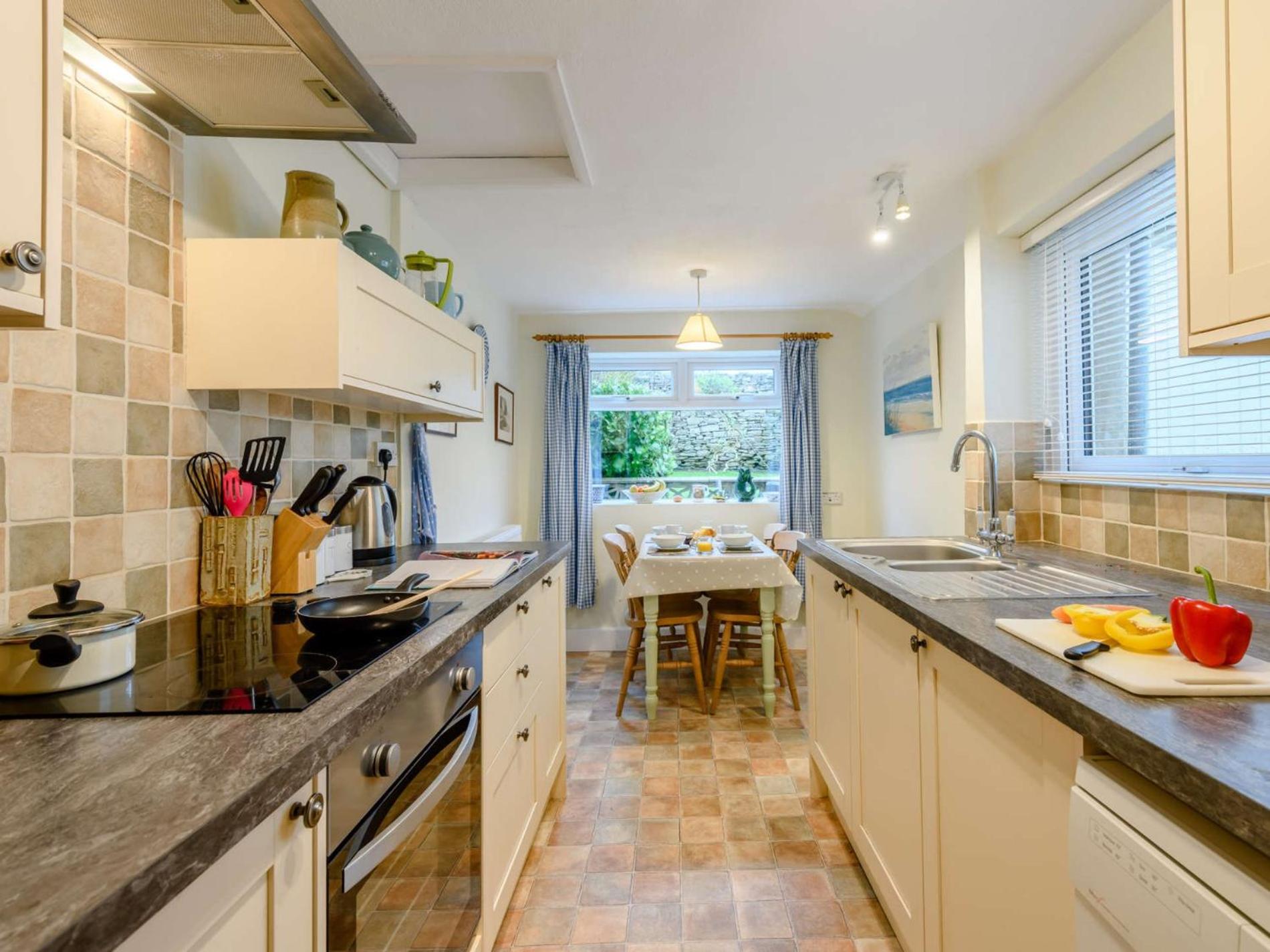 2 Bed in Swanage oc-dc068 view 4