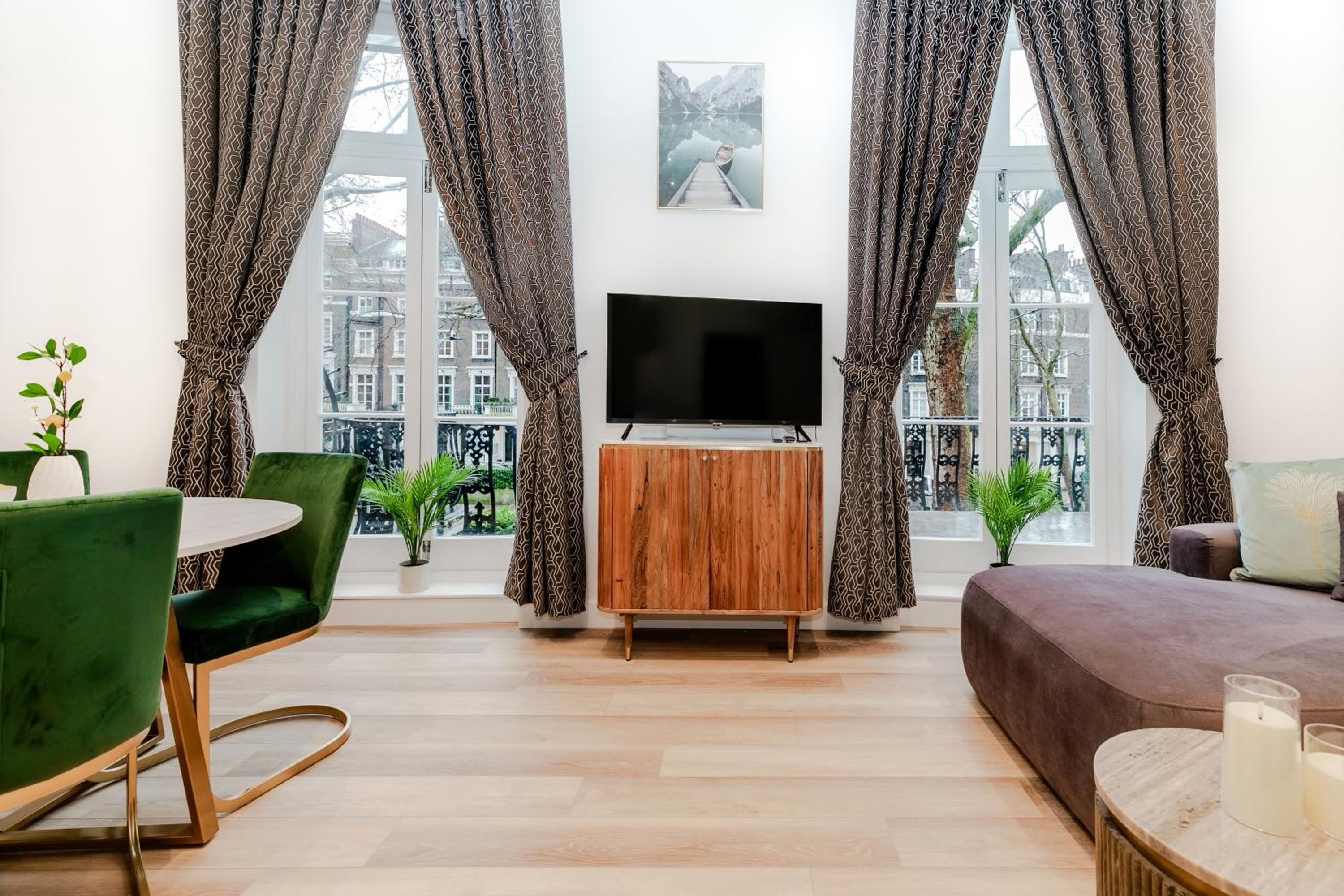 Stylish Apartments - Hyde Park