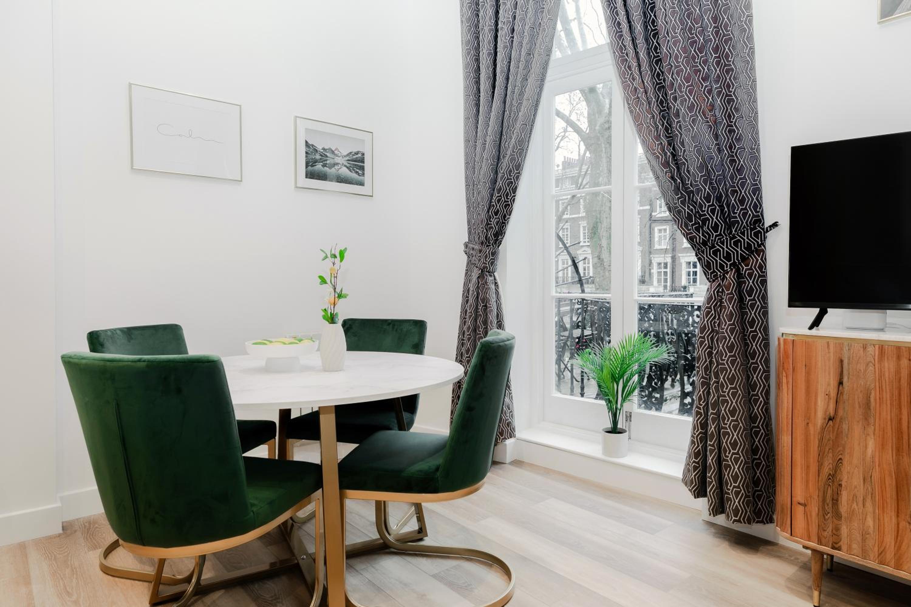 Stylish Apartments - Hyde Park