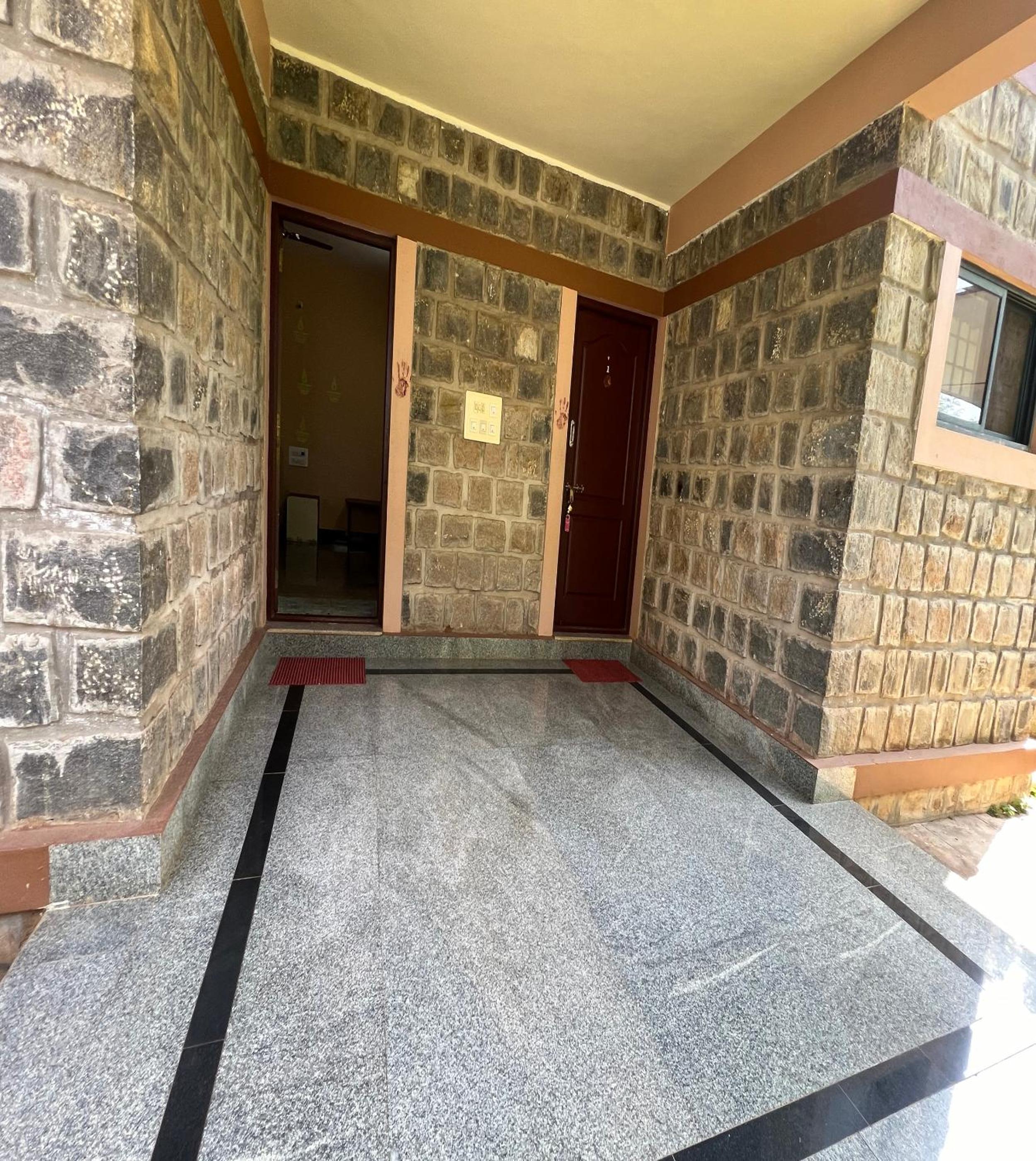 Rajathadri Hill Villas by Lexstays-BR Hills view 5