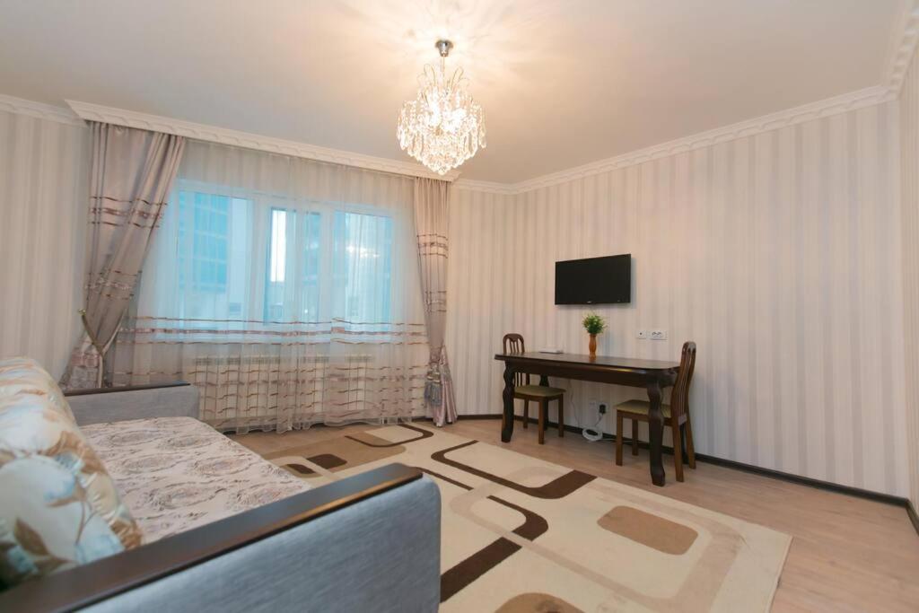 2 bedroom apartment on Sarayshyq street 5E view 3