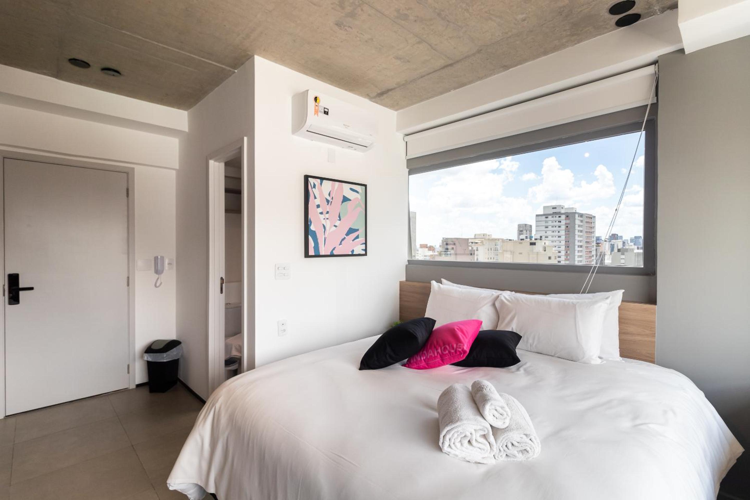 360 VN On Lorena by Housi