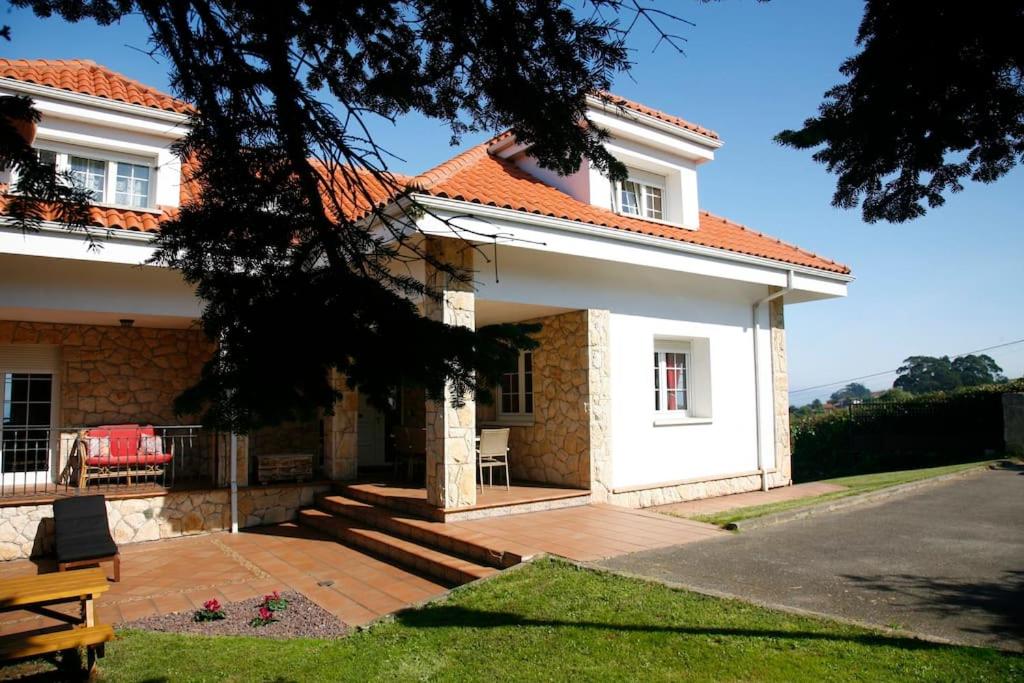 Chalet con magníficas vistas al mar