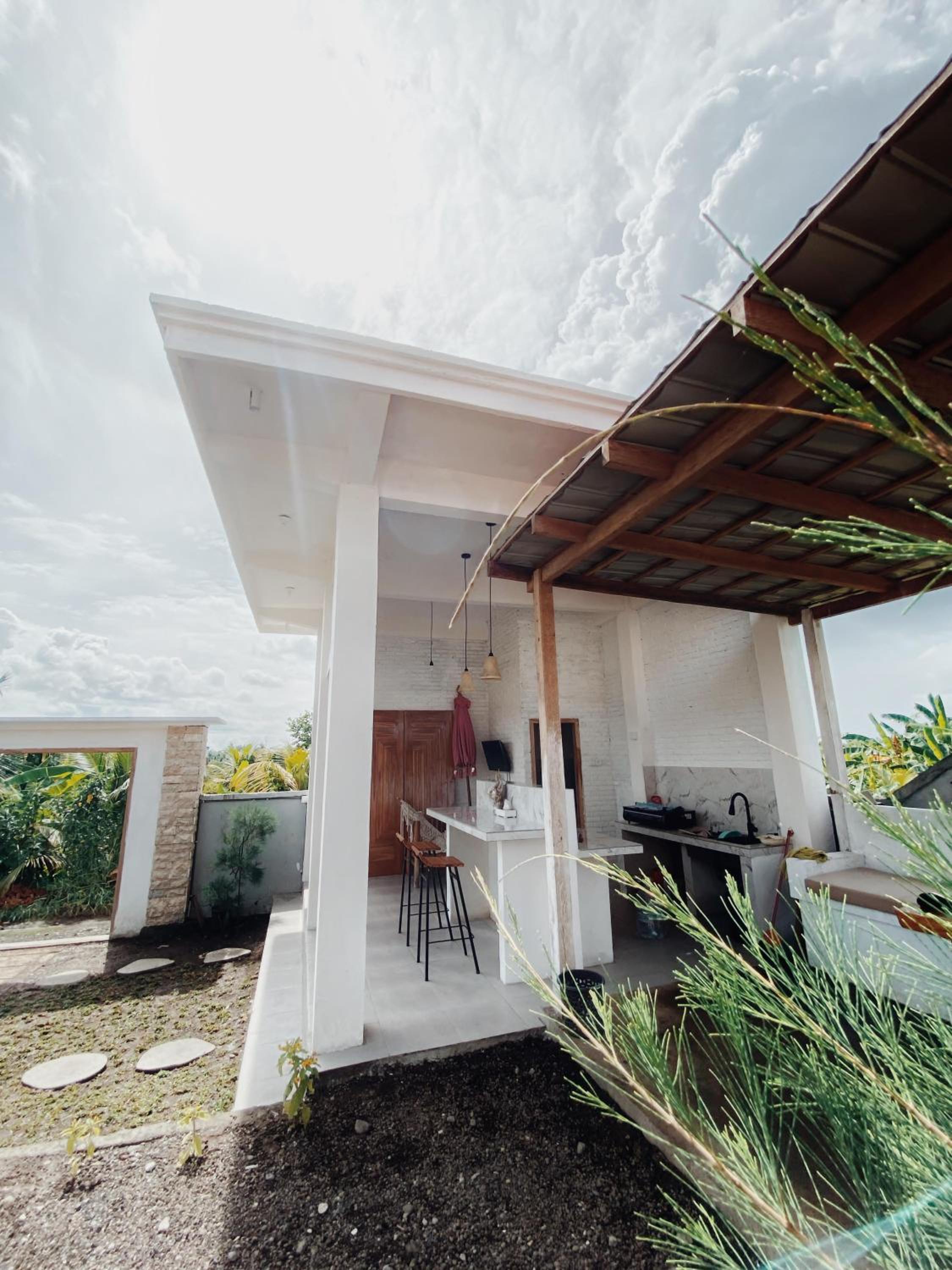 Sumbul View Surfcamp