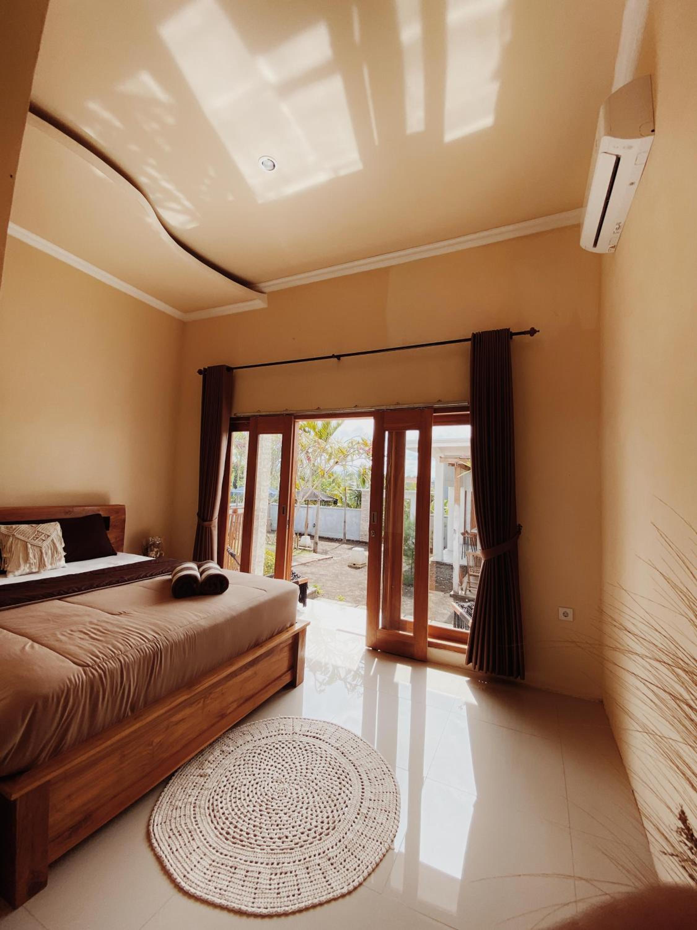 Sumbul View Surfcamp