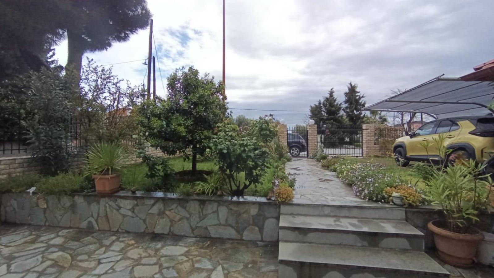 Iraklitsa apartment