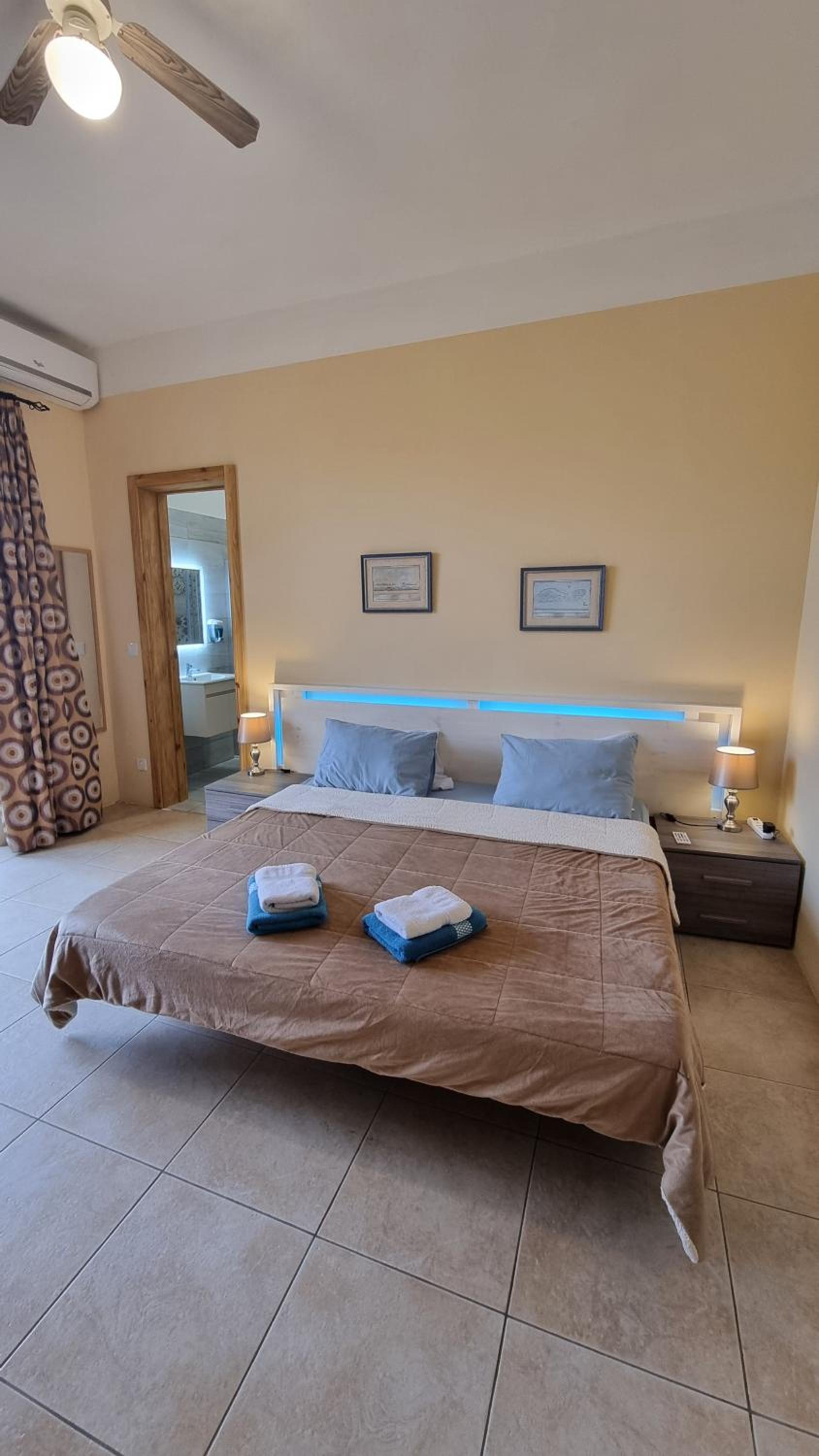 Photo 181