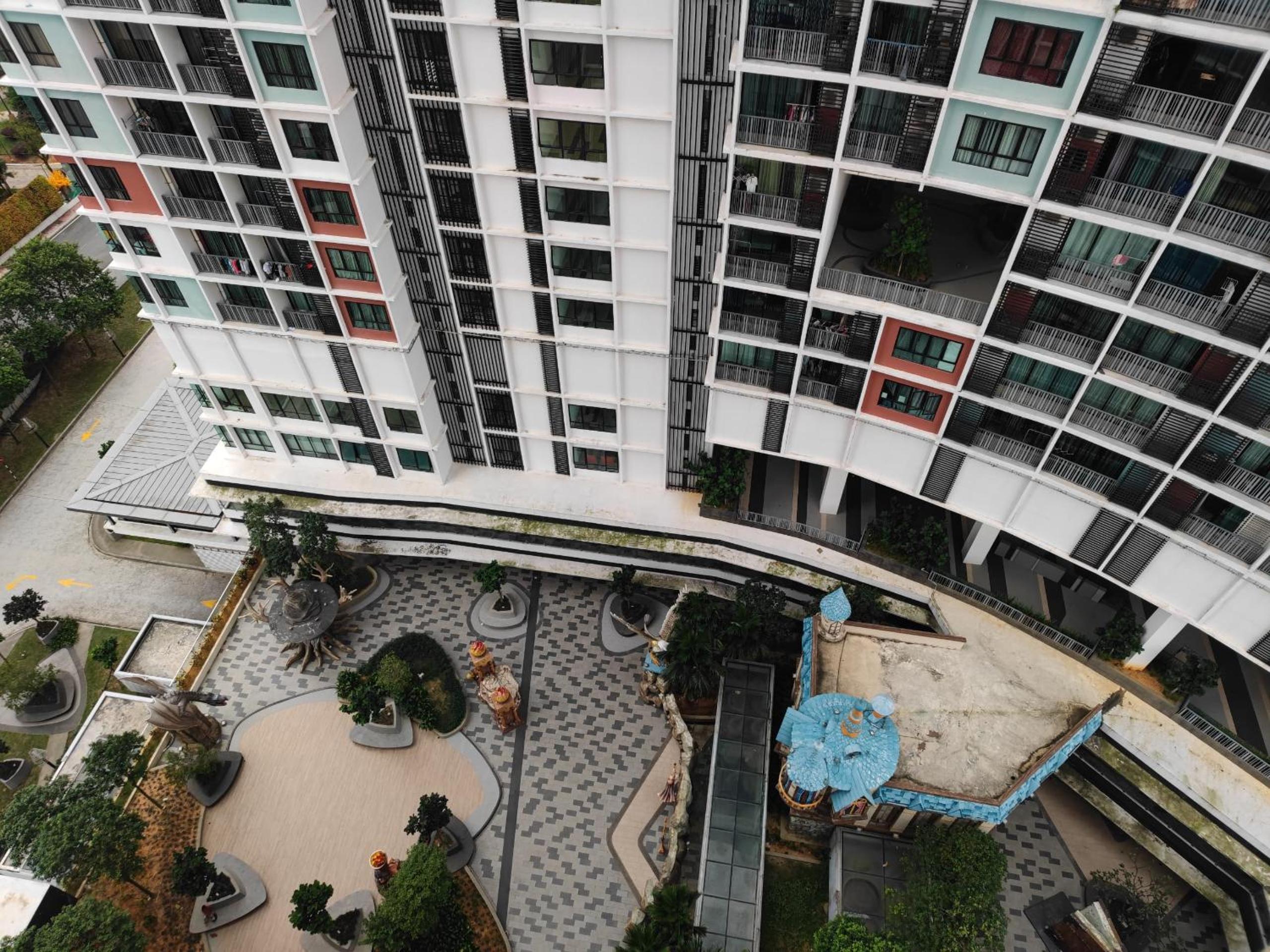 Wan's Homestay i-City photo 8
