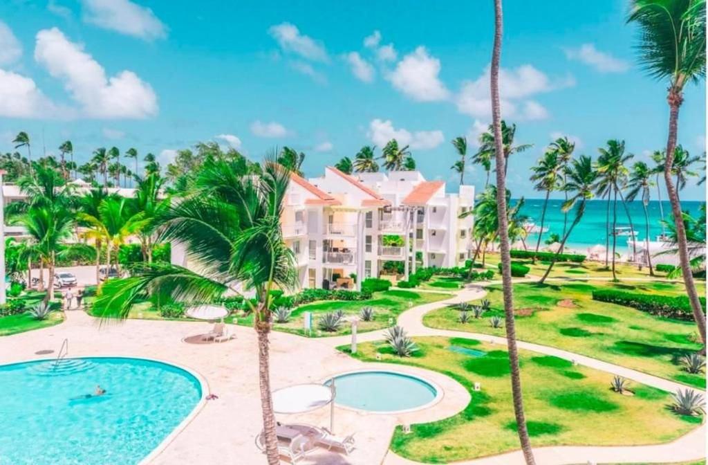Playa Turquesa 3BR • BBQ • Oceanfront Stay