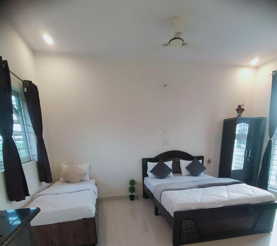 Holiday day home in Nandi skandagiri Hills view 5