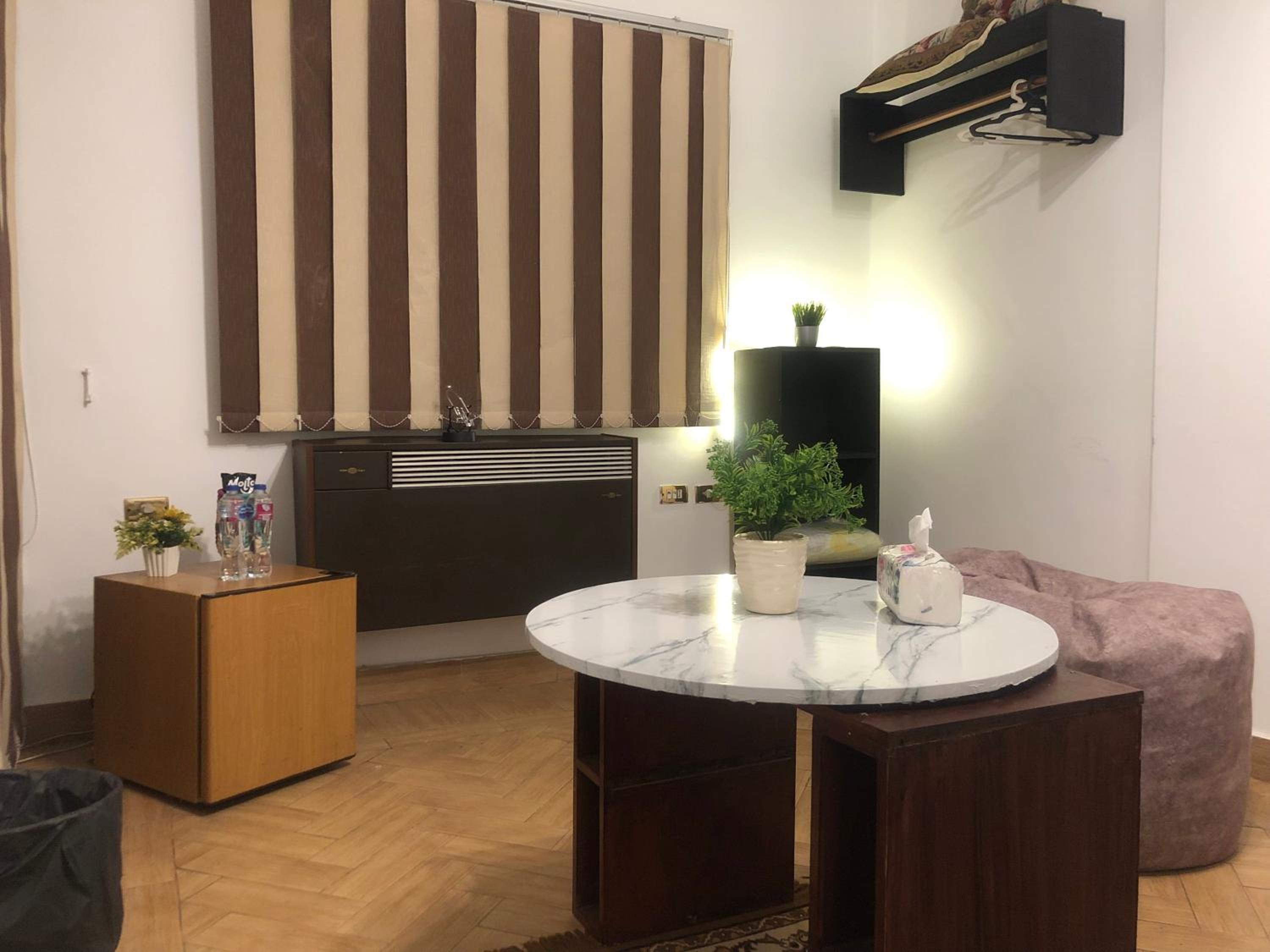 cozy room near the airport