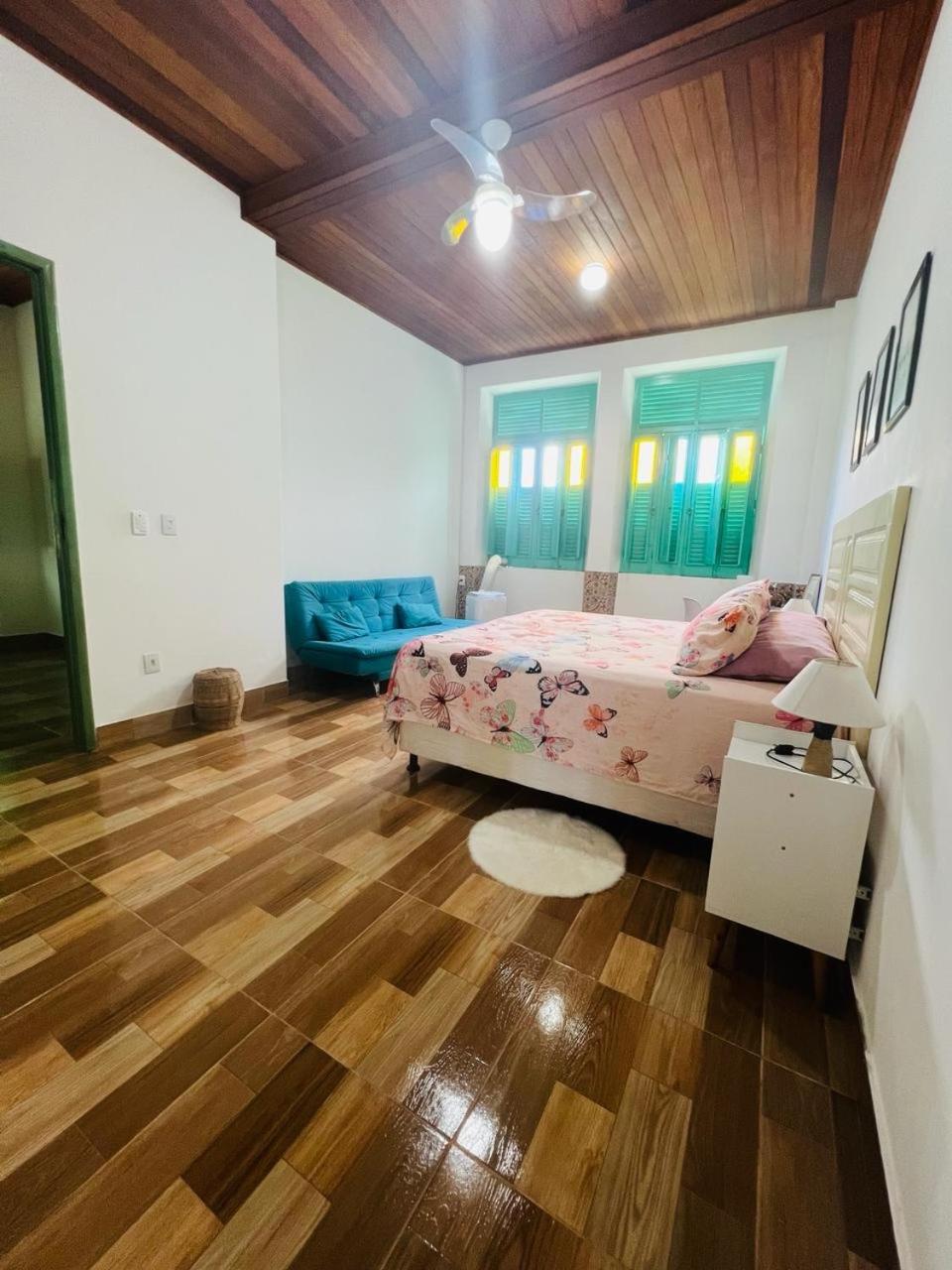 Casa com Piscina