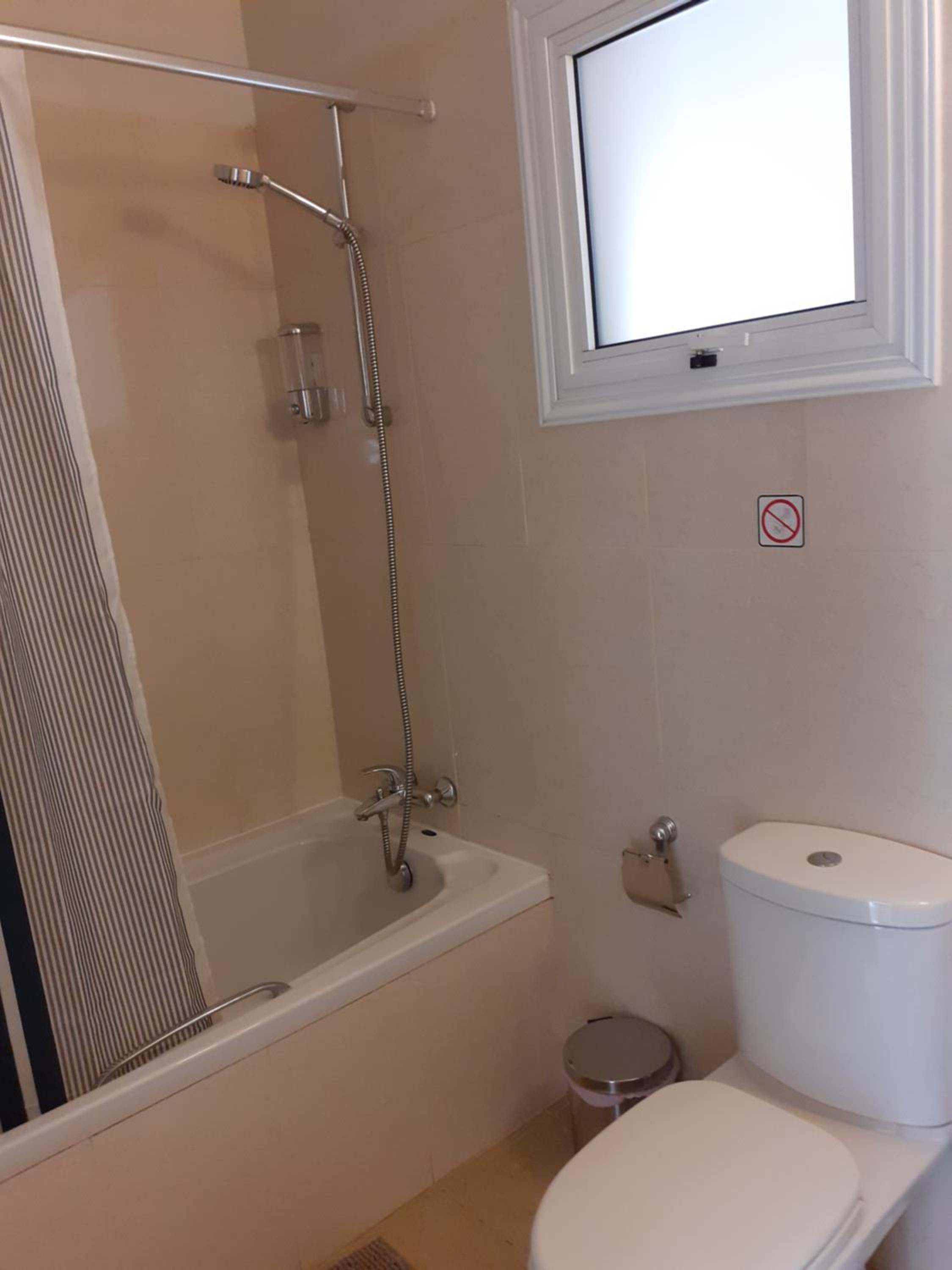 Luxury Cozy Apartment near NISSI BEACH