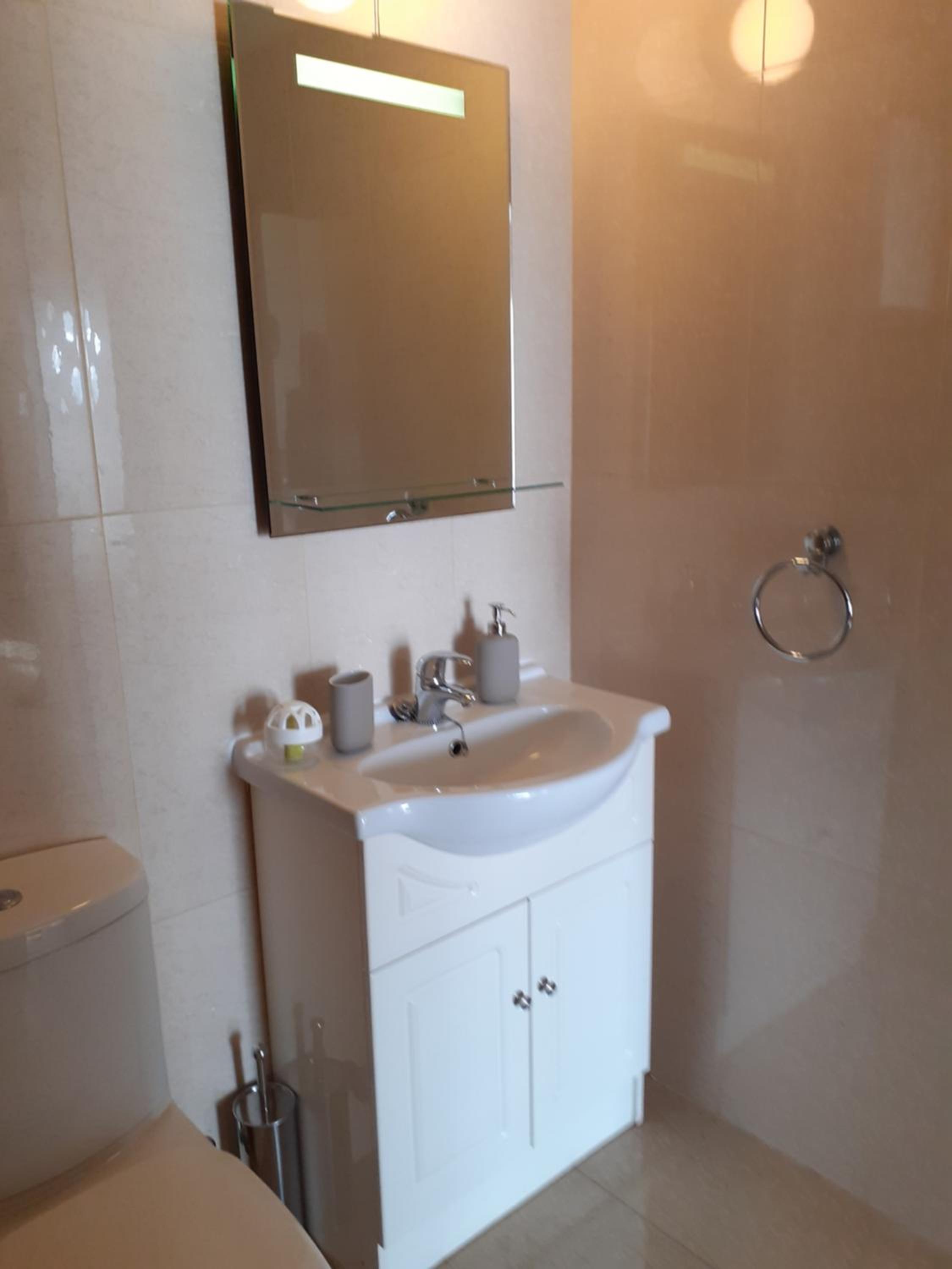 Luxury Cozy Apartment near NISSI BEACH