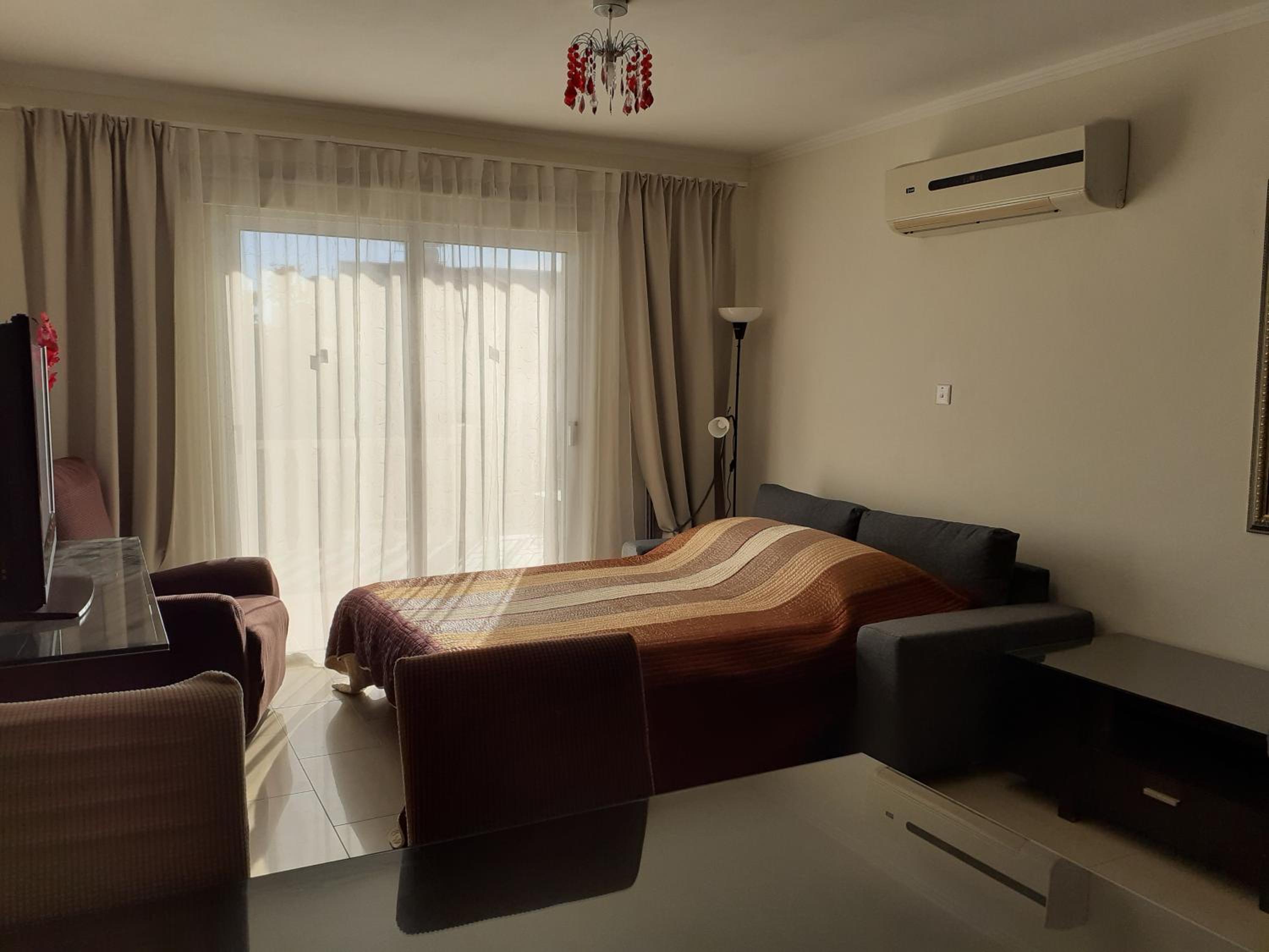 Luxury Cozy Apartment near NISSI BEACH