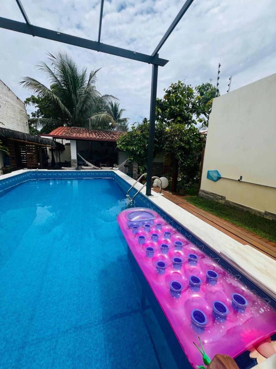 Casa com Piscina