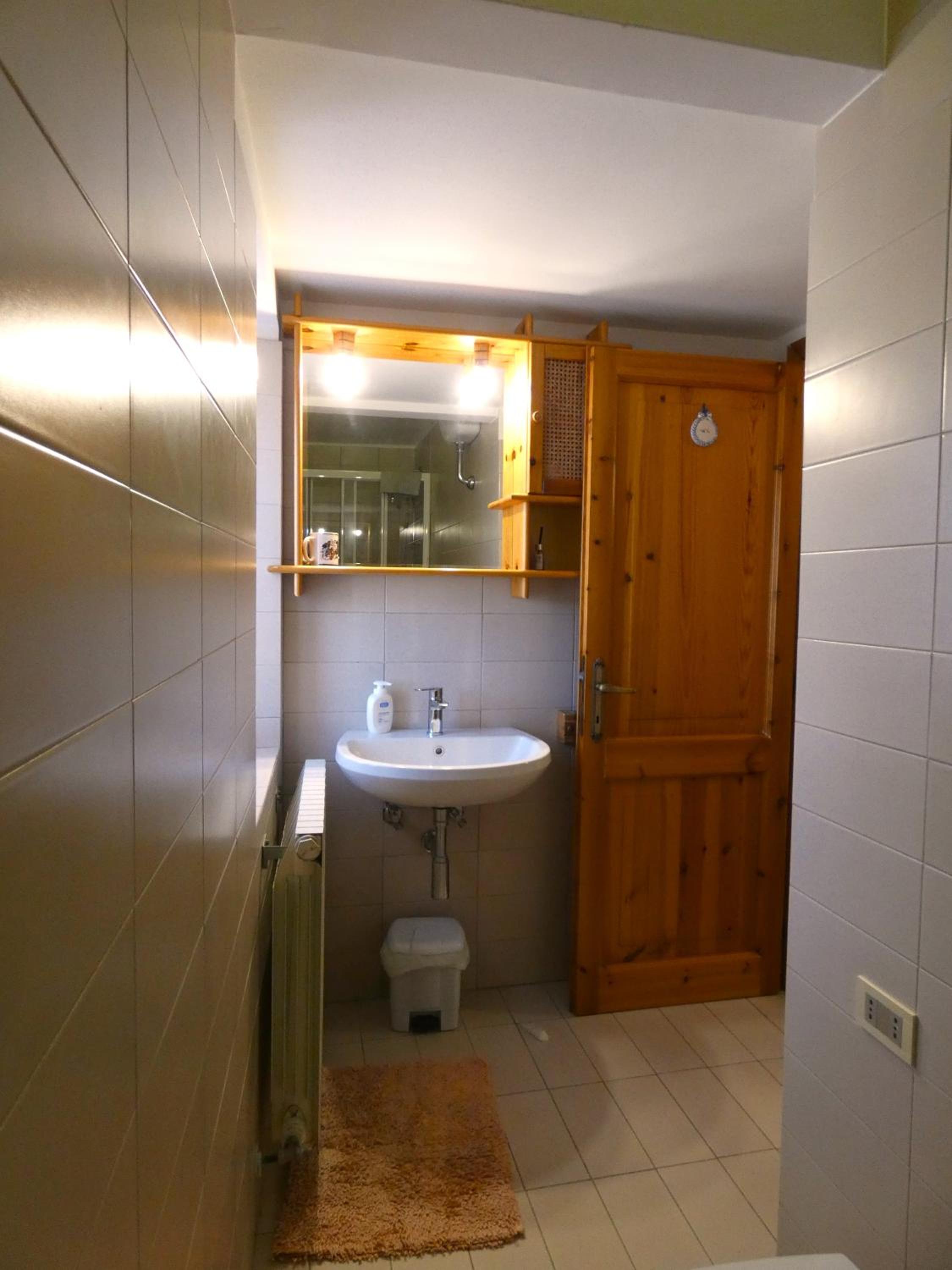 Scappo in Umbria, Casale Piccino