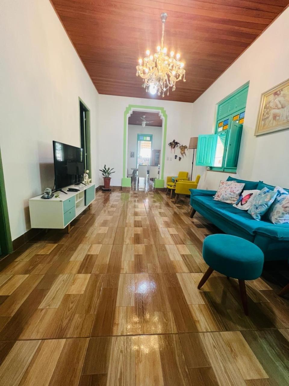 Casa com Piscina