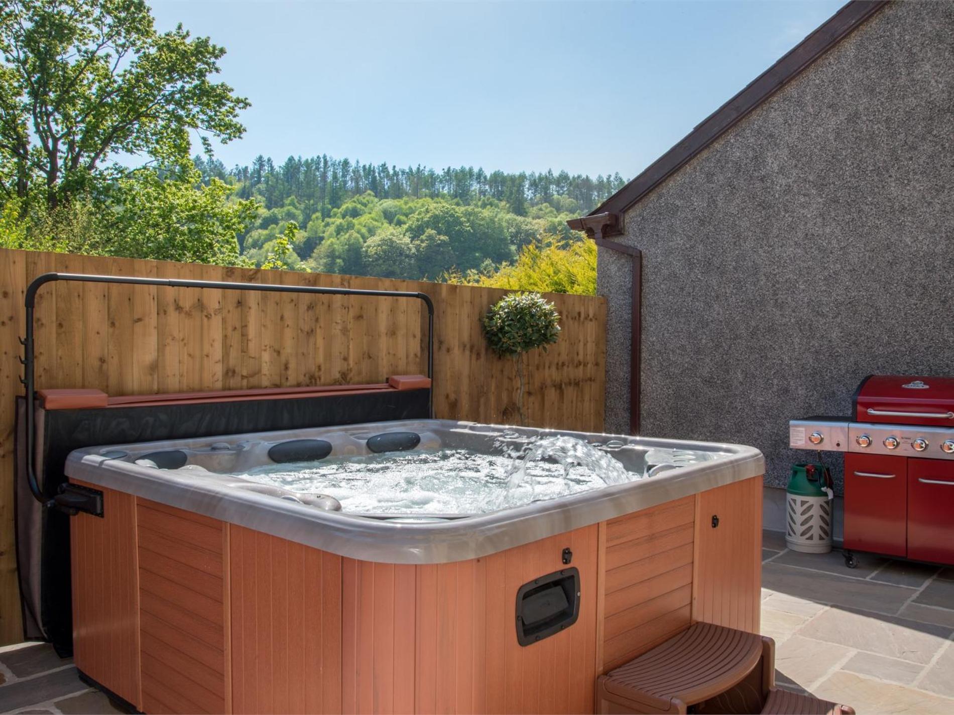 4 Bed in Ystradgynlais oc-bn343 view 2