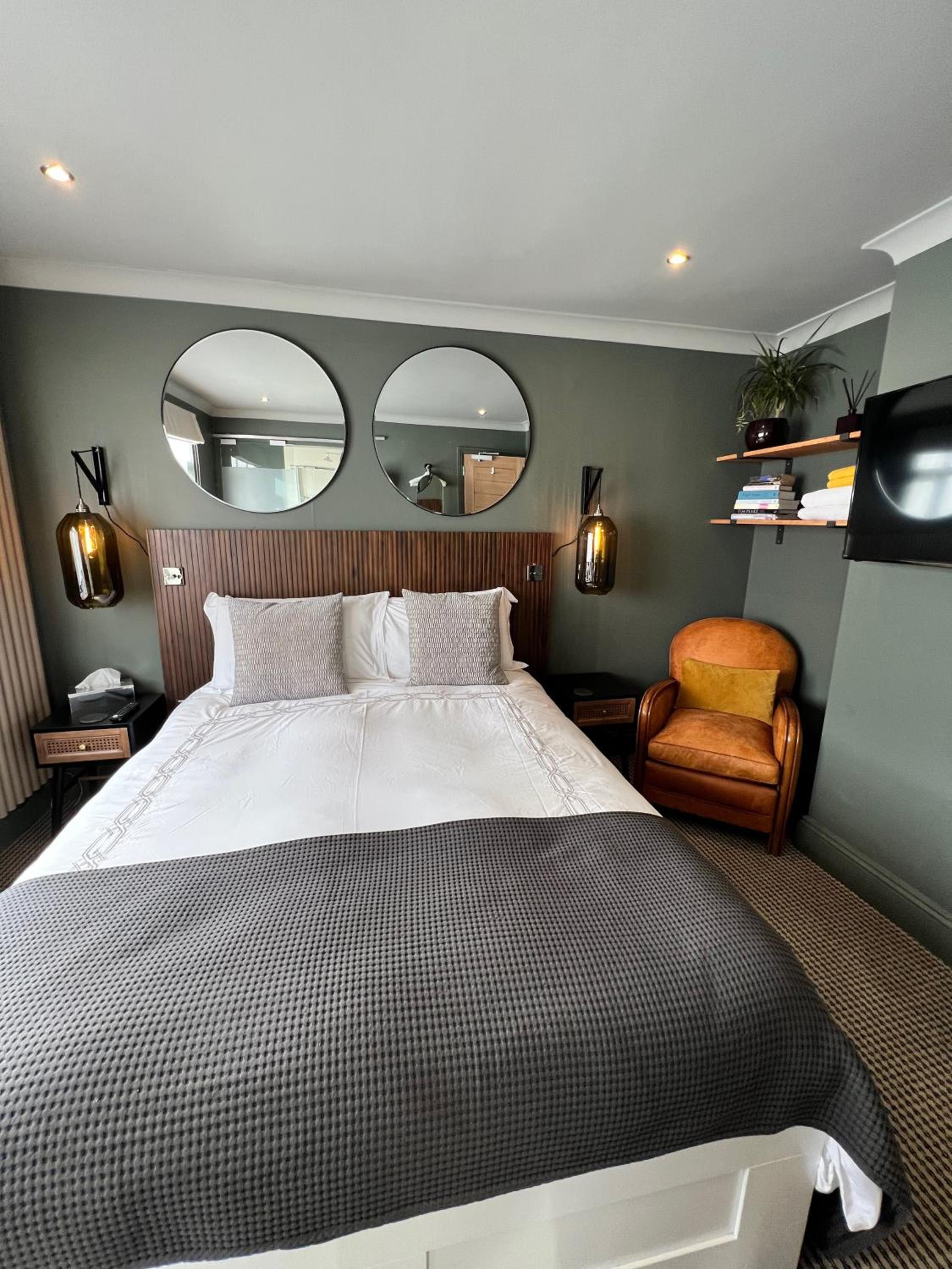Tavistock Vacations - Rockmount Rooms  Apartment - Property Image 10