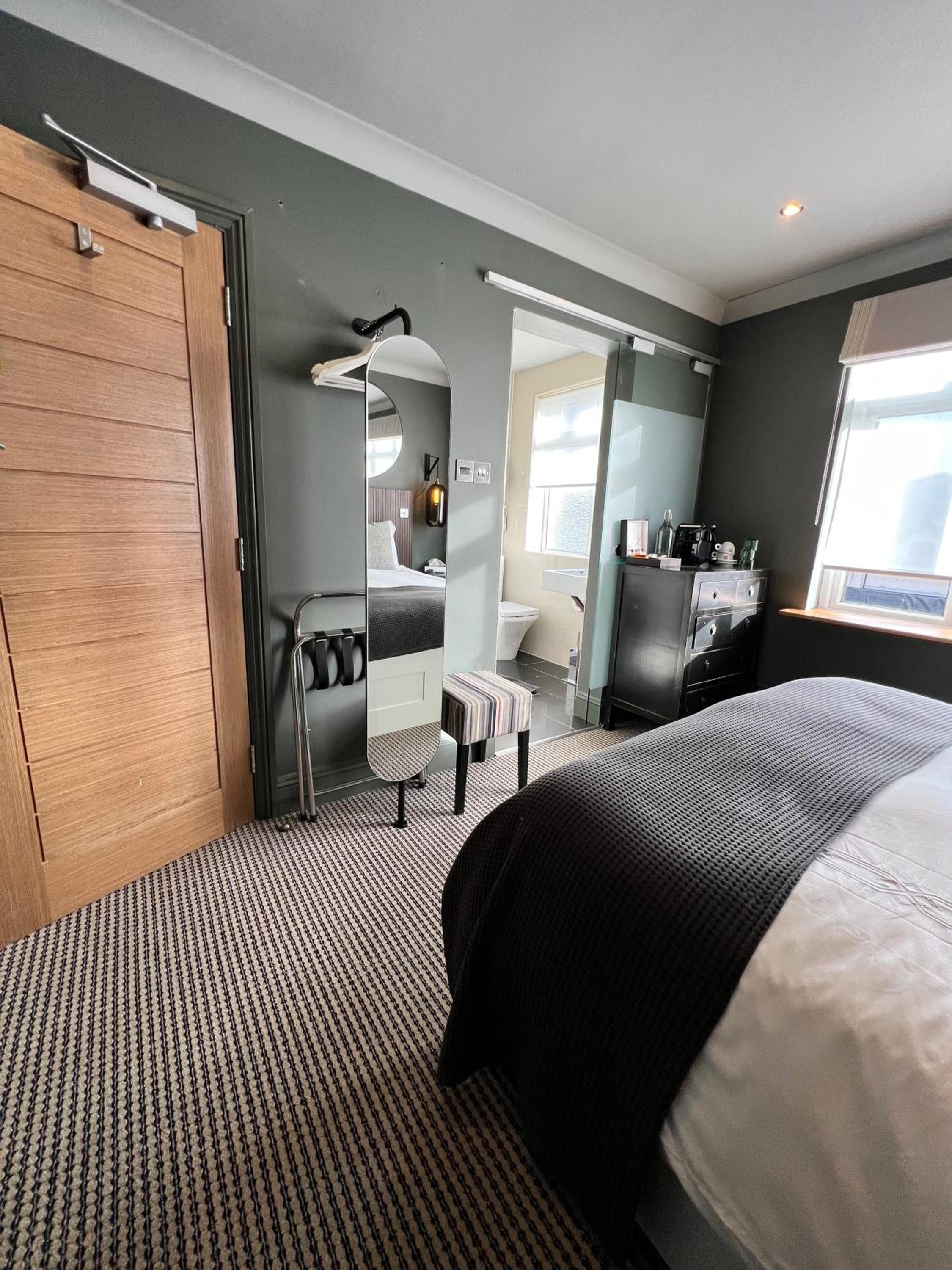 Tavistock Vacations - Rockmount Rooms  Apartment - Property Image 6
