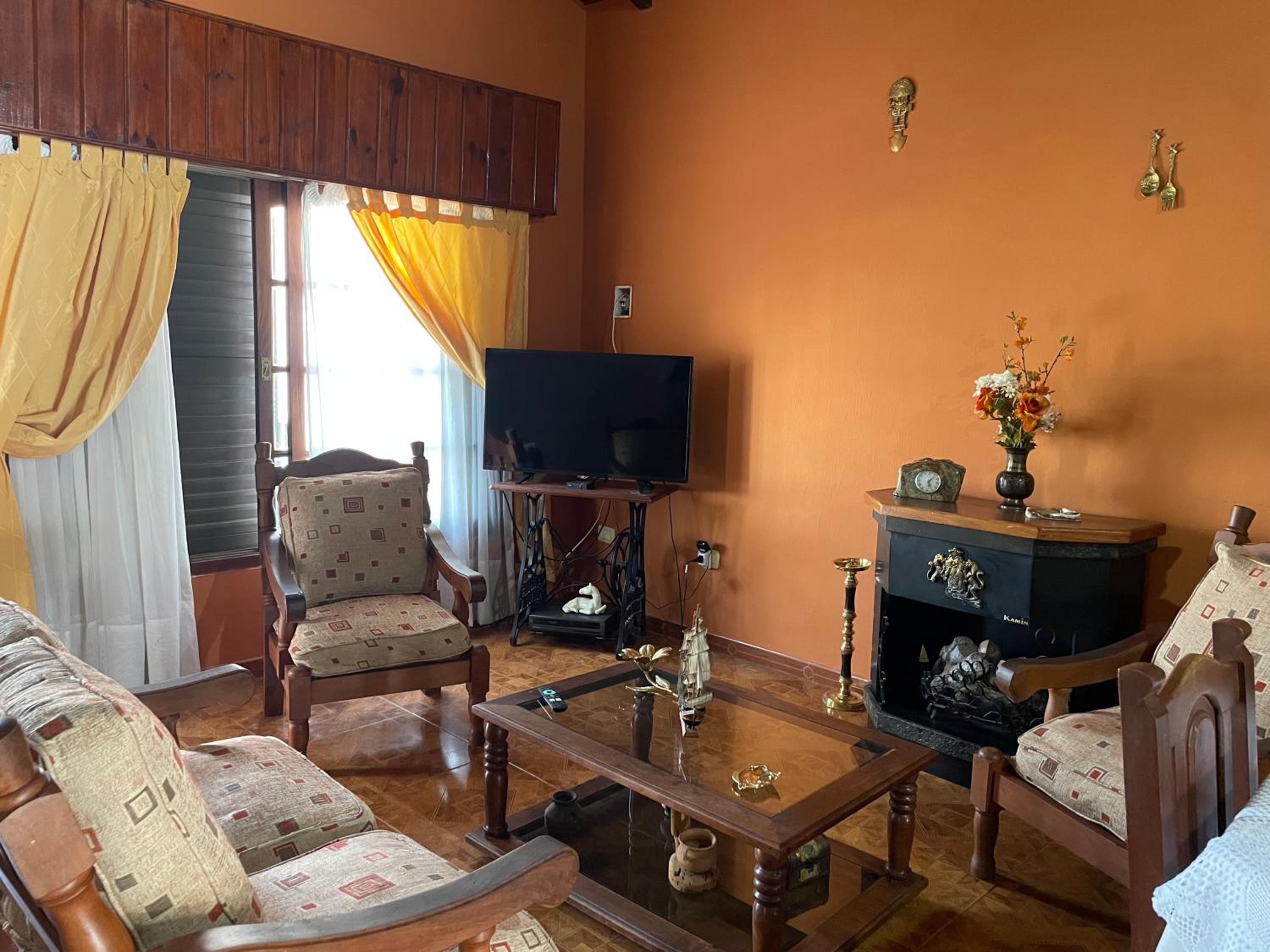 Casa con Parrilla Costanera Rambla - Grupos Grandes