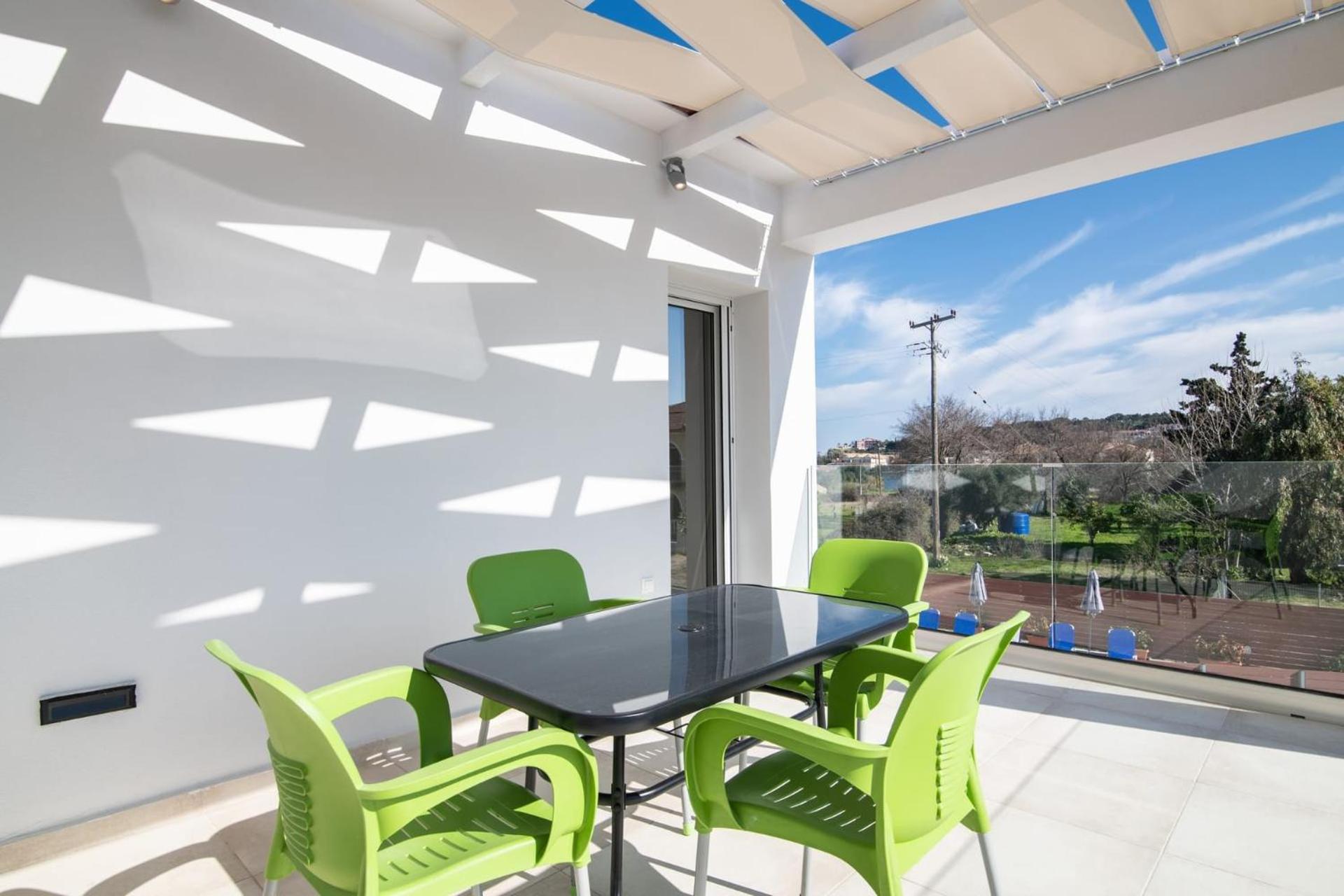 Modern Zante Villa - Private Pool - 2 Bedrooms & Bathrooms - Villa Tsilivi - Resort Centre Location view 5