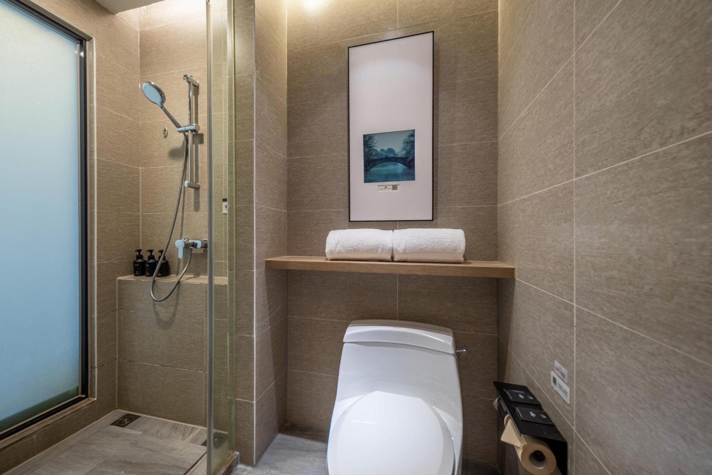 Atour Hotel Xiasha Branch